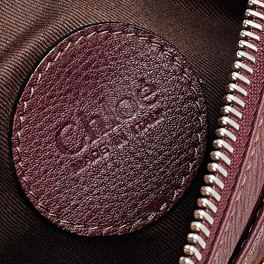 Chloe Burgundy Leather Paddington Clutch In Good Condition In Dubai, Al Qouz 2