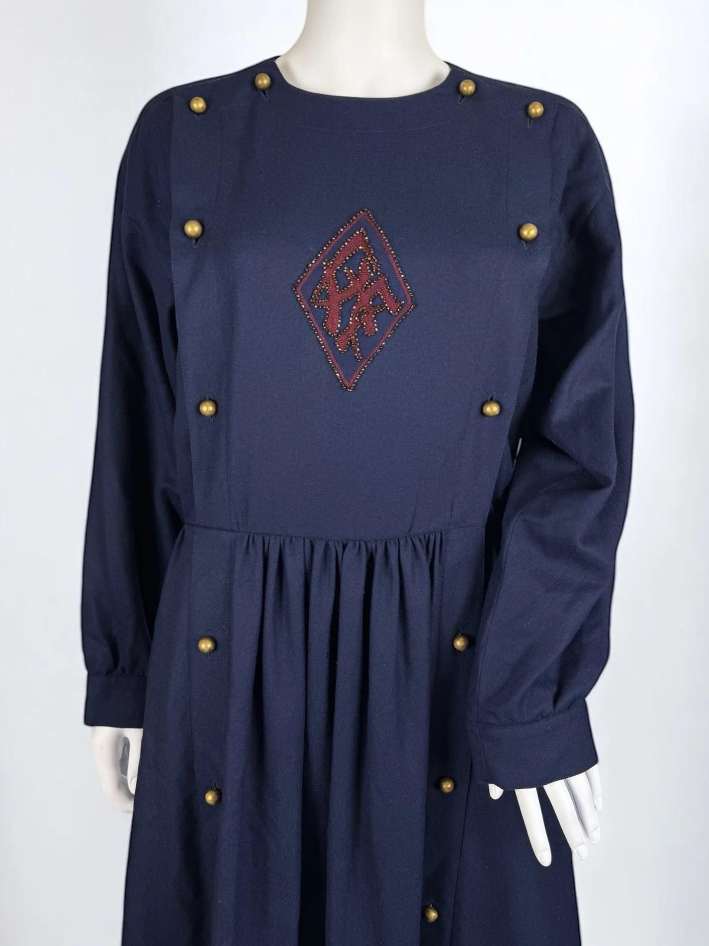 Femenino o masculino Vestido Dolman Chloé by Karl Lagerfeld, FW 1981 en venta