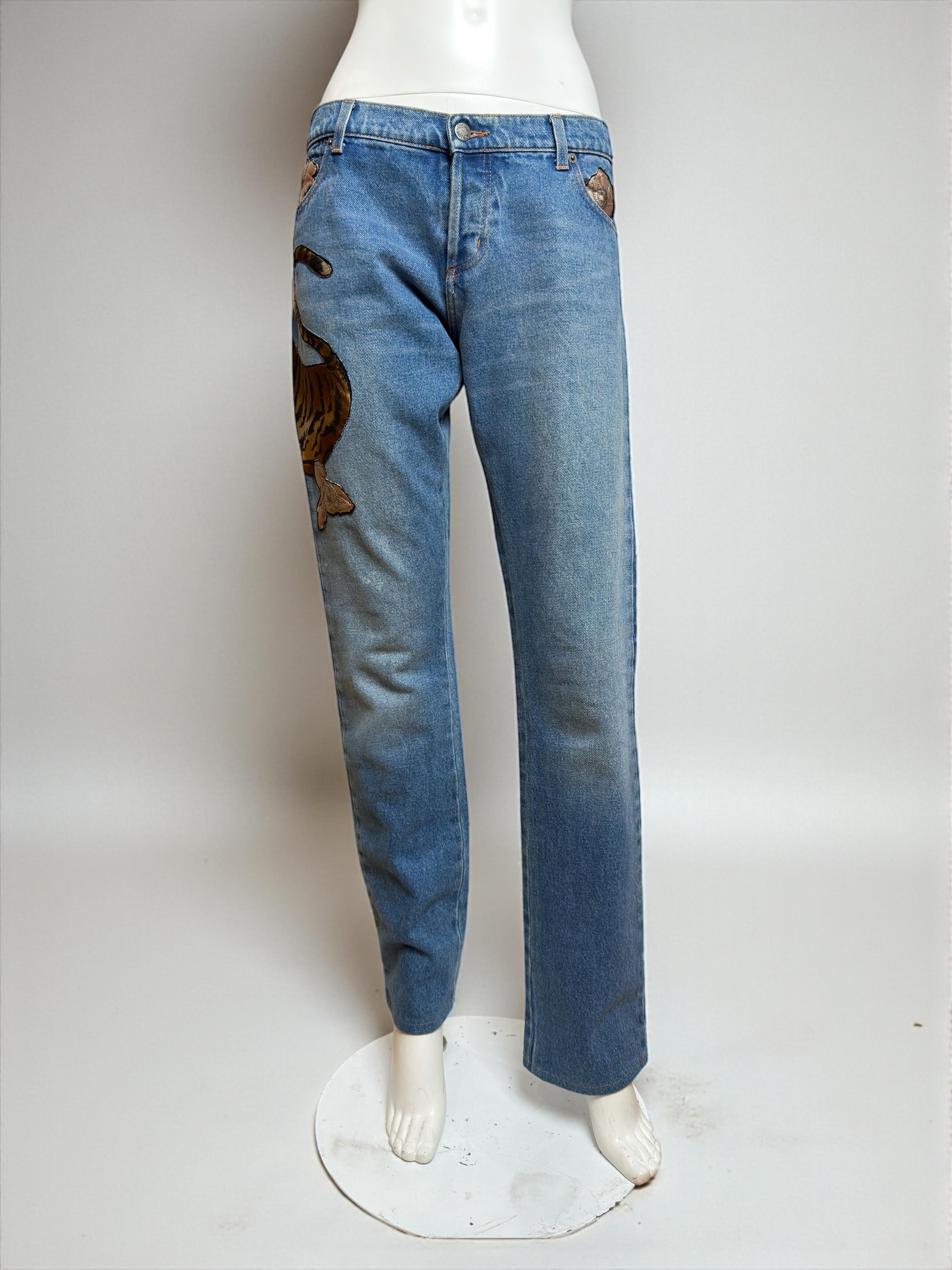 Gris Jean en denim appliqué de tigres et de fleurs Chloé by Phoebe Philo F/W 2003 en vente