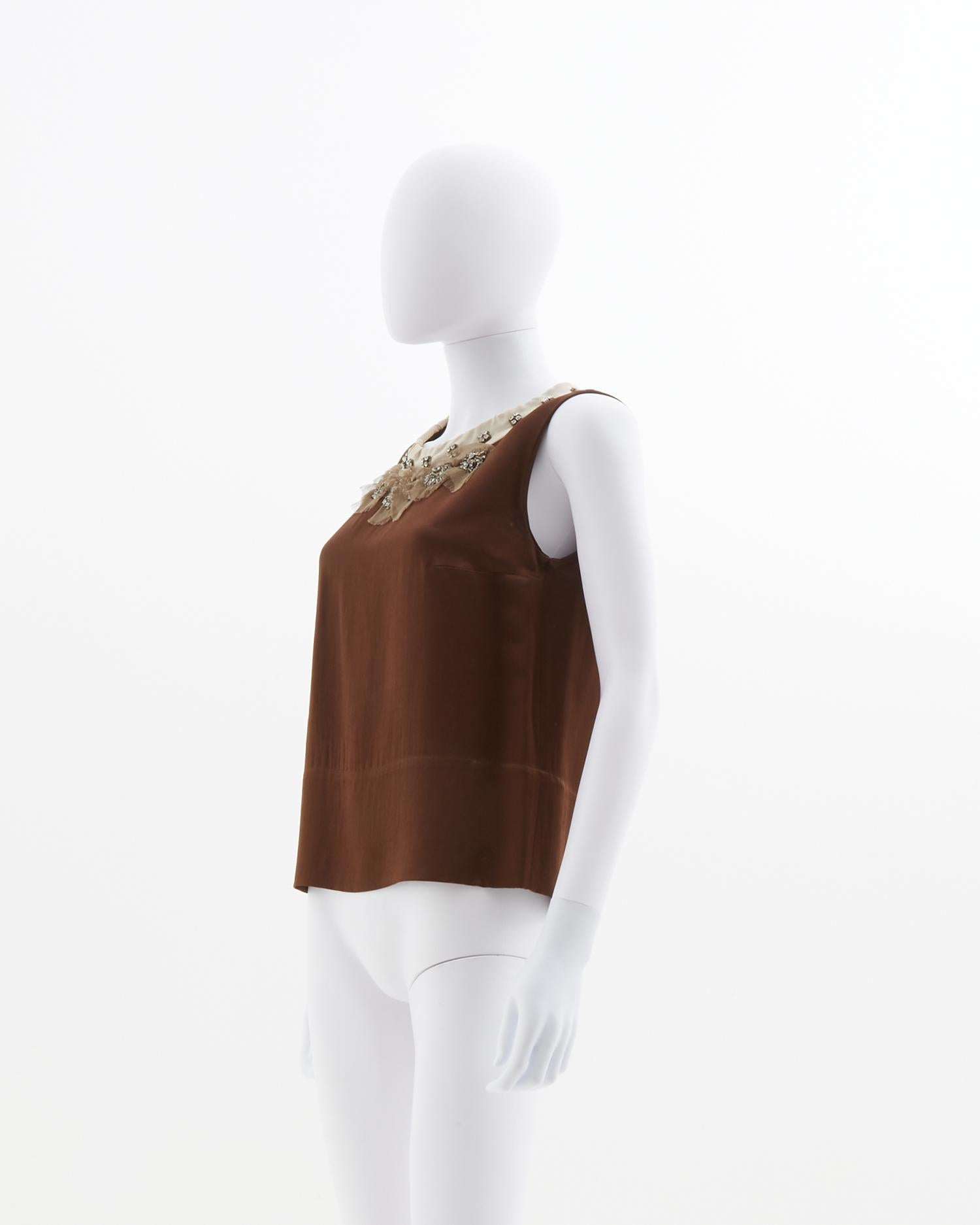 - Sold by SkofArchive
- Designed by Phoebe Philo
- Spring Summer 2006 Collection
- Christal embellished brown and off-white silky tank top
- Crewneck 
- Visible zipper
- 100% Silk
- Made in France
- Size: FR 34 - EN 38 - UK 6 - US 2 (EU)
- Excellent