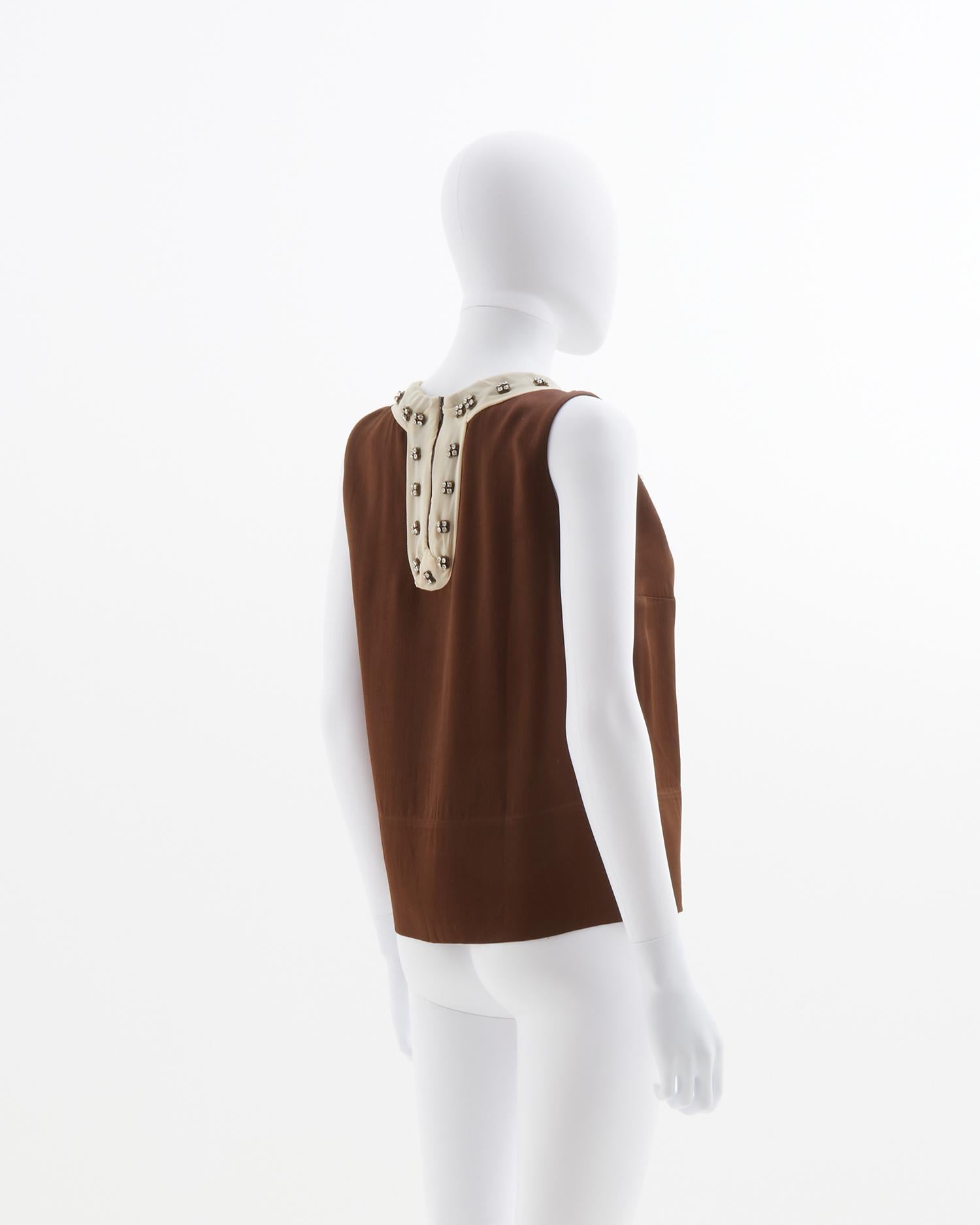 Chloé by Phoebe Philo S/S 2006 Brown Silk Embellished Top In Excellent Condition For Sale In Milano, IT