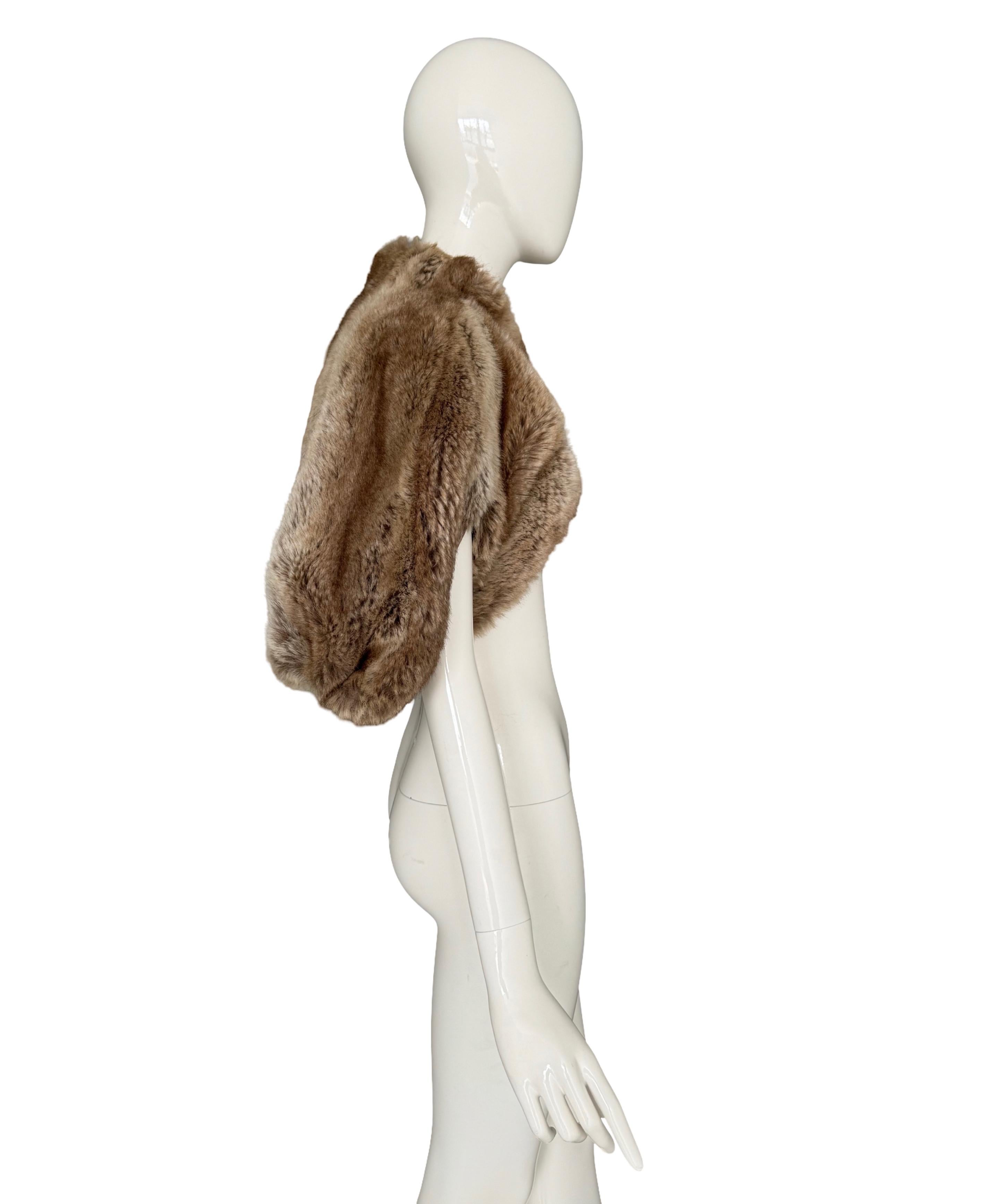 Donna Cappello in pelliccia sintetica impreziosito Chloé by Stella McCartney Autunno Inverno 2001 in vendita