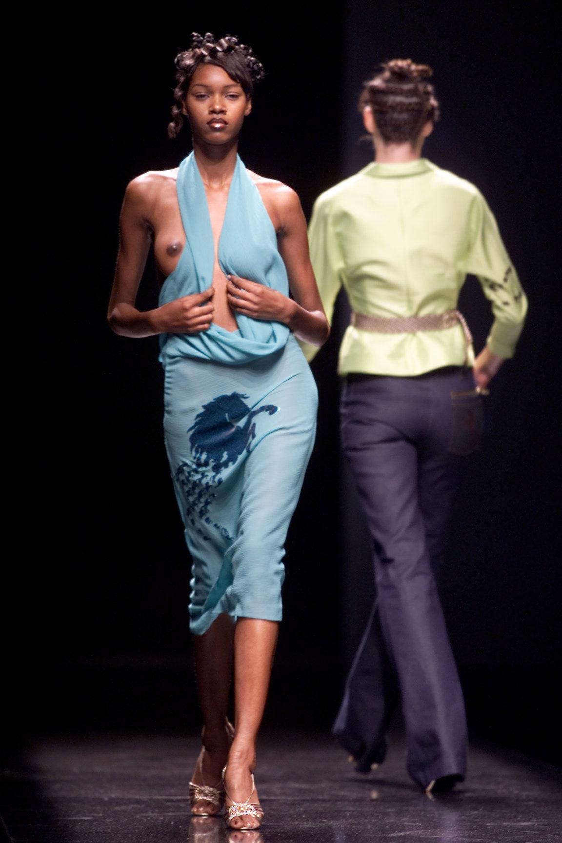 Chloe by Stella McCartney Silk Halter Dress with Sequin Horse Motif, SS 2001 In Good Condition In London, GB