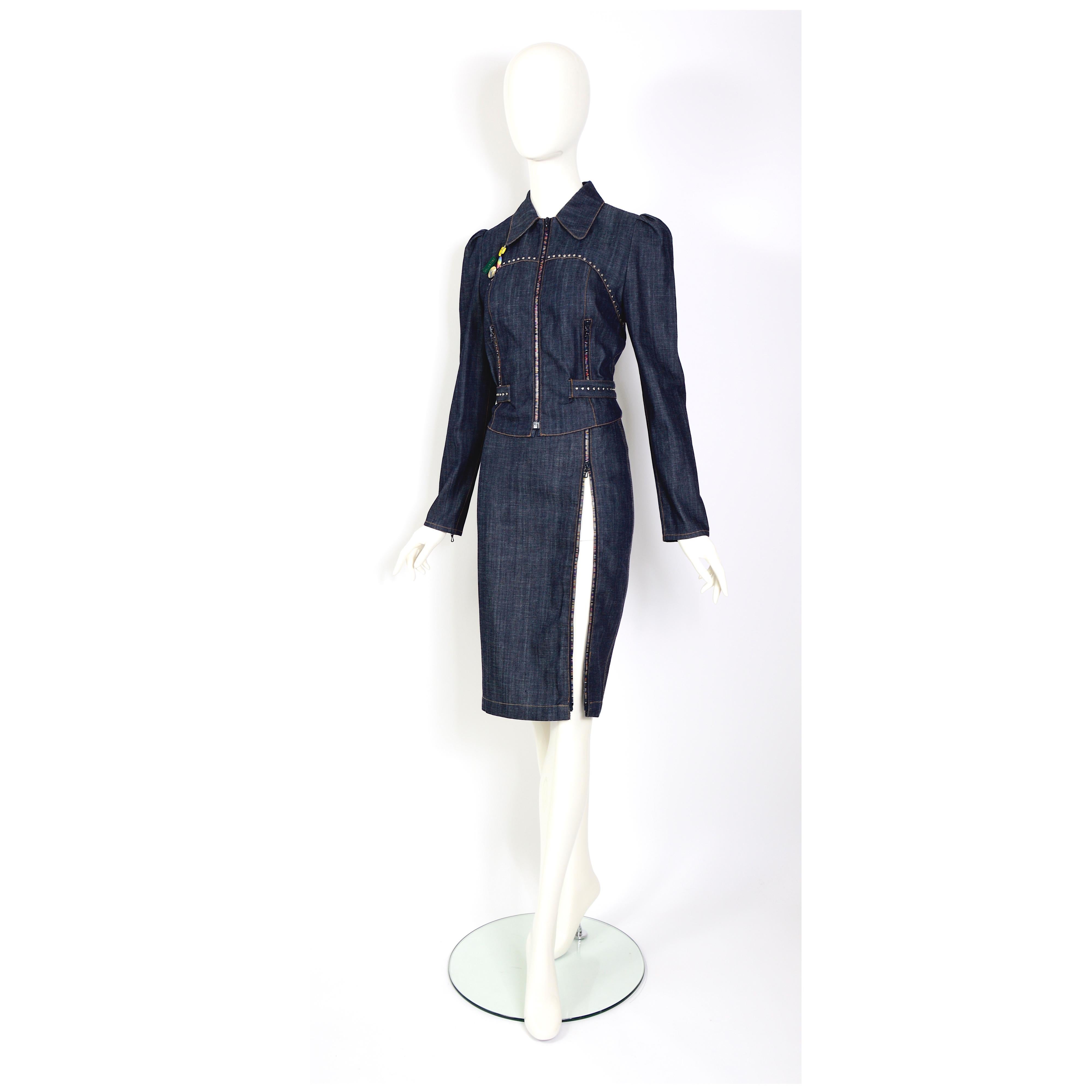 Chloé by Stella McCartney vintage 2001 denim jacket and skirt set For Sale 3
