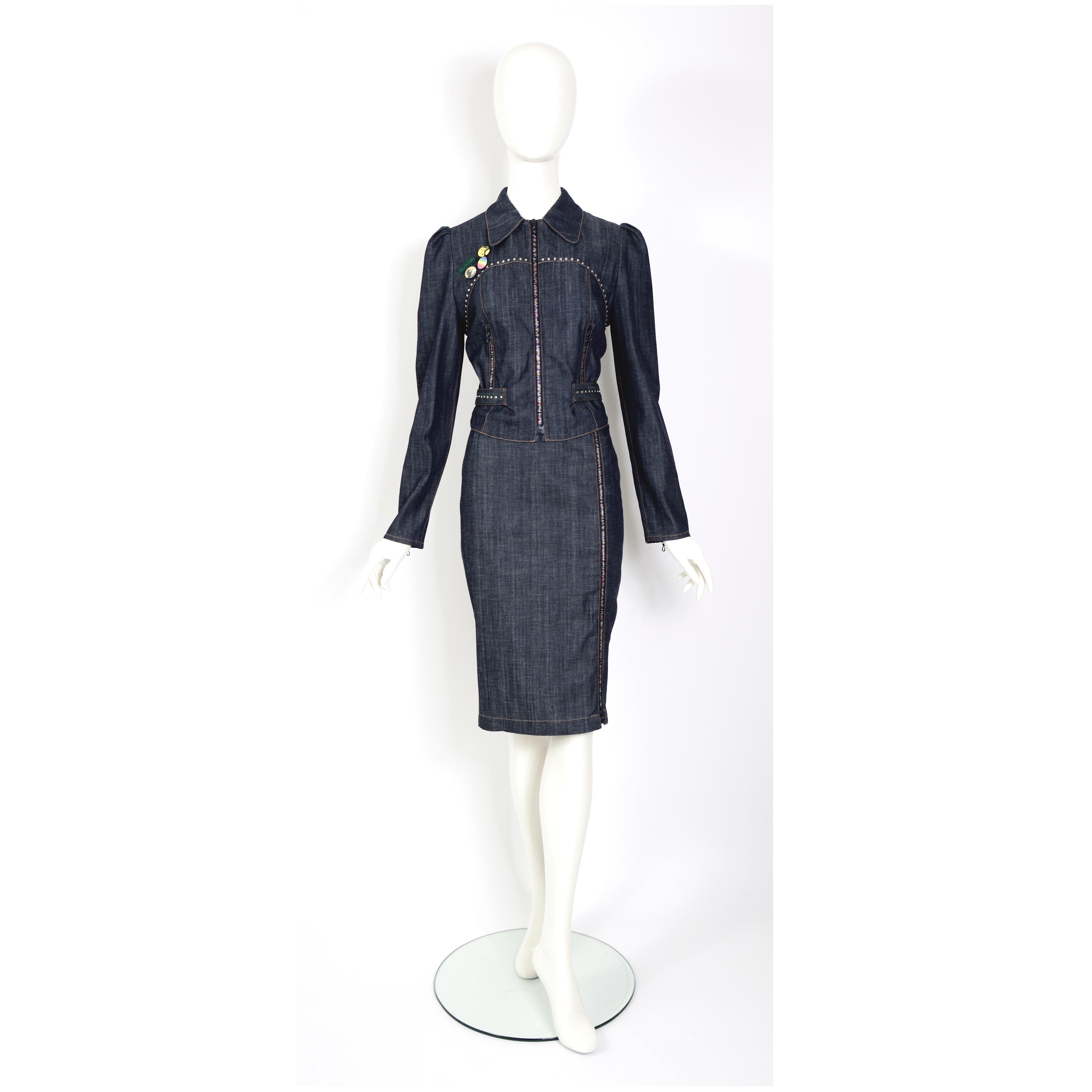 Chloé by Stella McCartney vintage 2001 denim jacket and skirt set For Sale 4