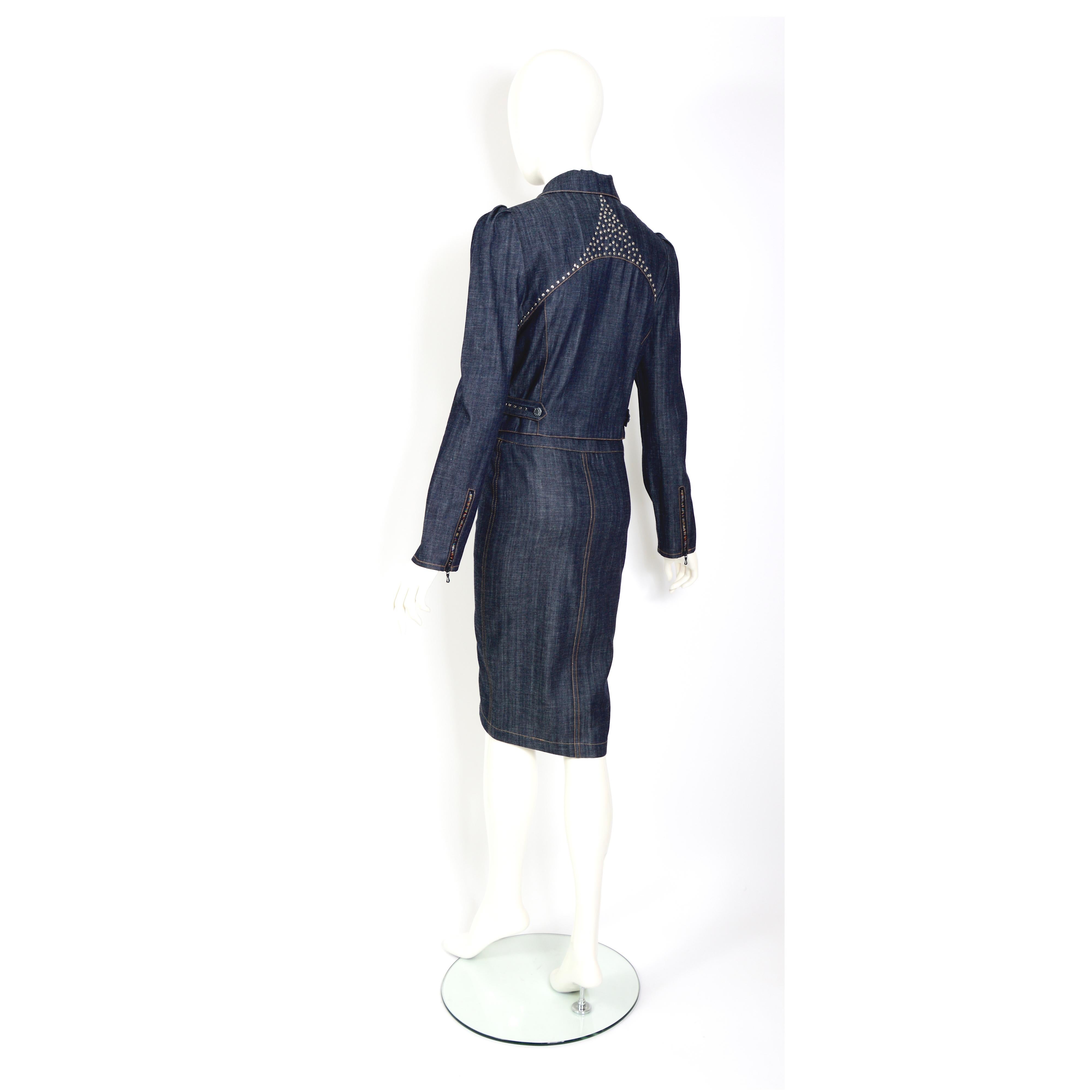Chloé by Stella McCartney vintage 2001 denim jacket and skirt set In Excellent Condition For Sale In Antwerpen, Vlaams Gewest