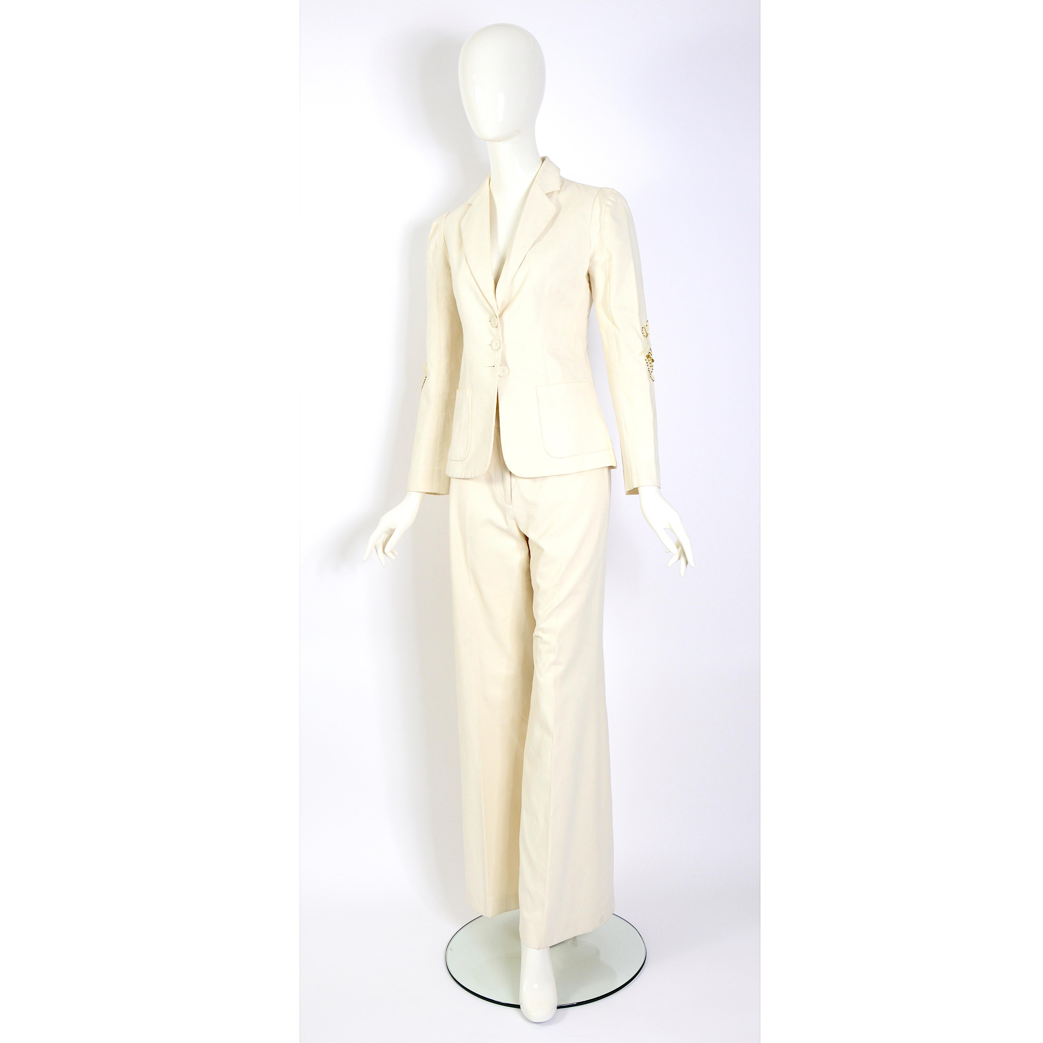 Women's Chloé by Phoebe Philo vintage S/S 2002 embellished back and sleeves cream suit For Sale