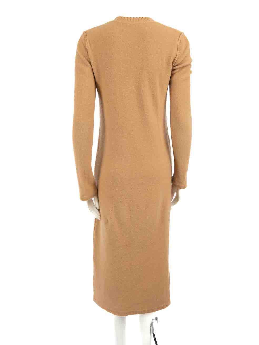 Chloé Camel Wool V-Neck Knitted Midi Dress Size M In Good Condition For Sale In London, GB