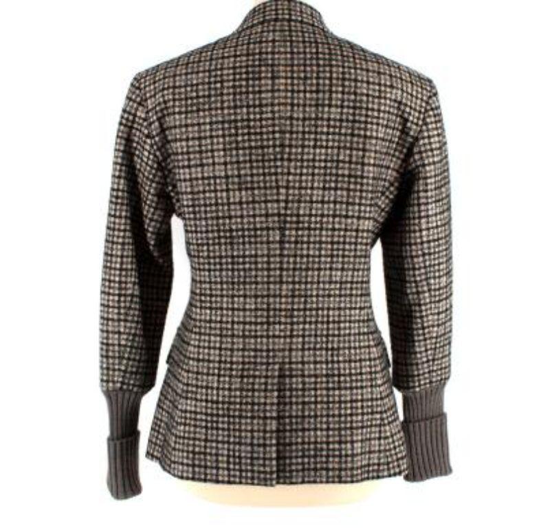 Chloe Check Tweed Single Breasted Jacket 

-Fully lined 
-Black & white checkered pattern body 
-Buttoned front 
-Ribbed knitted cuffs 
-Padded shoulders 

Material: 

55% Viscose 
45% Curpo 

Made in Italy 
9.5/ 10 excellent conditions, please