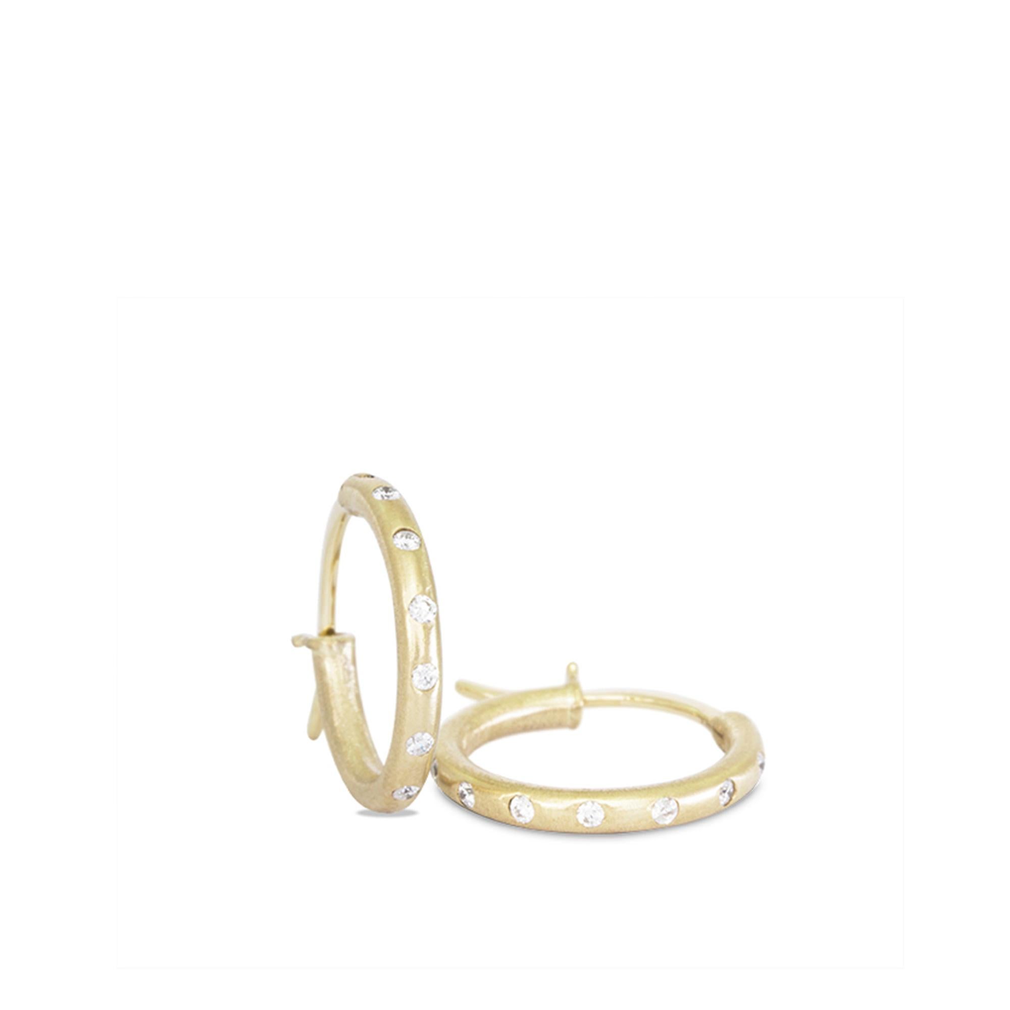 Contemporary Chloe Chrysoprase 18 Karat Gold Earrings For Sale