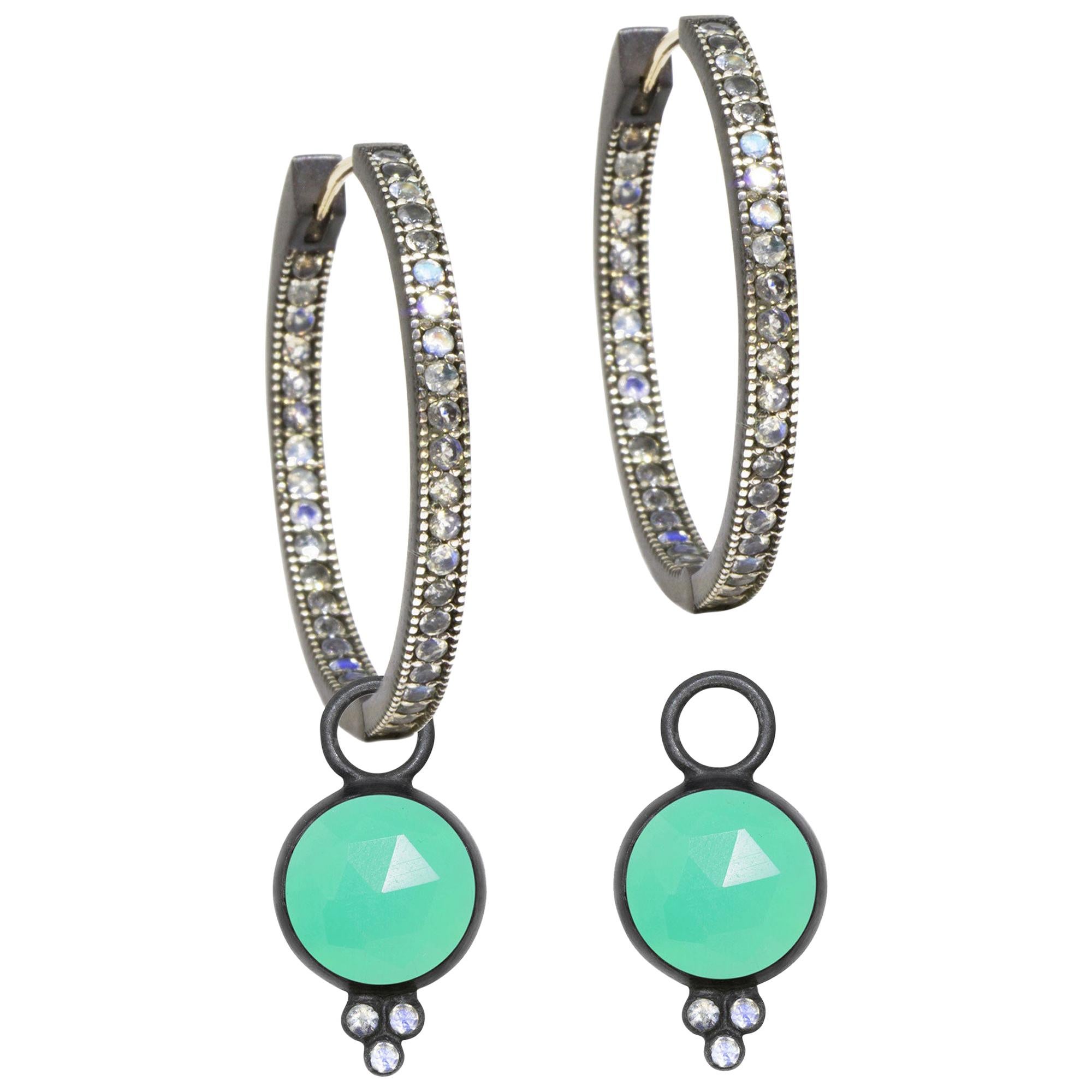 Chloé Boucles d'oreilles à breloques en chrysoprase et créoles oxydées complexes