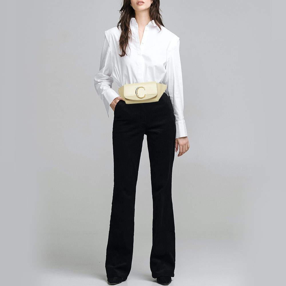 Chloe Cream Leather and Suede Chloe C Belt Bag In Good Condition For Sale In Dubai, Al Qouz 2