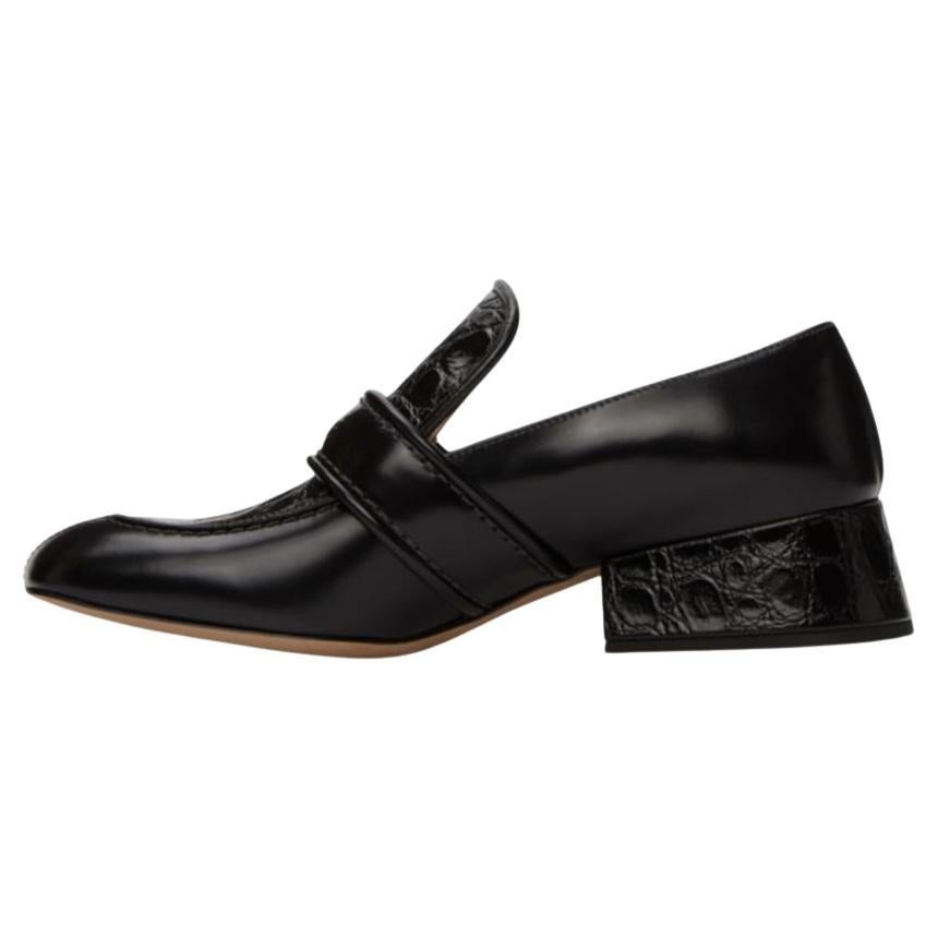 Chloe Croc Embossed Logo Leather Loafers For Sale