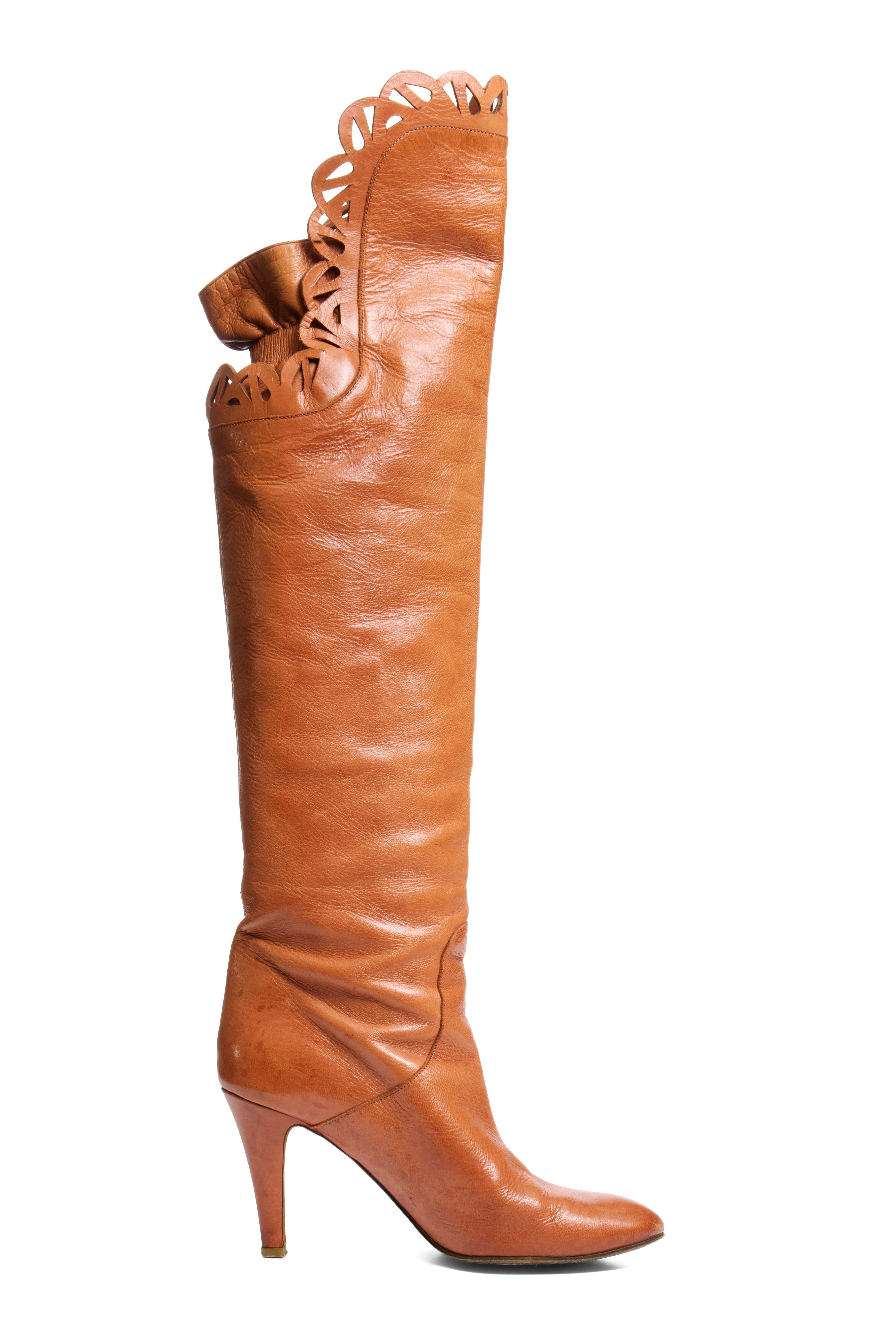 Chloé - Bottes à découpes sur le genou en cuir FW 2008 Made in Italy en vente 2