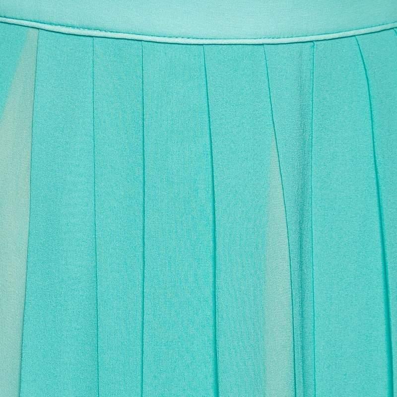Chloe Cyan Blue Silk Pleated Midi Skirt M In Good Condition For Sale In Dubai, Al Qouz 2