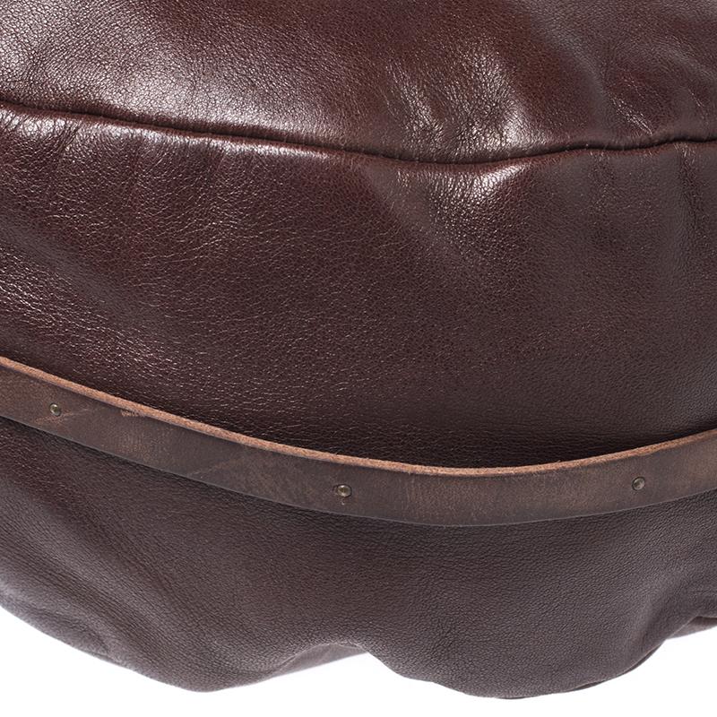 Chloe Dark Brown Leather Crescent Hobo In Good Condition For Sale In Dubai, Al Qouz 2