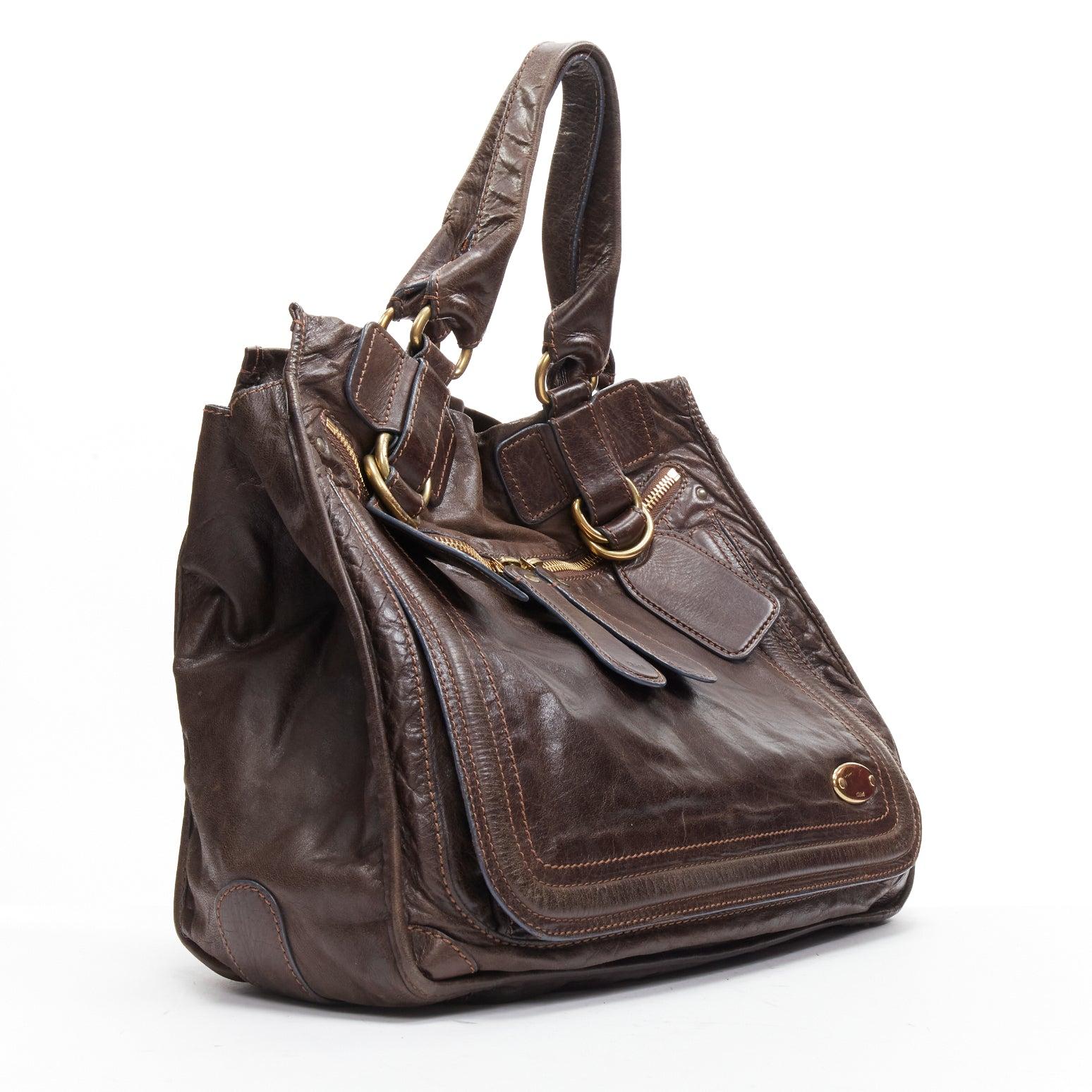 dunkelbraune handtasche