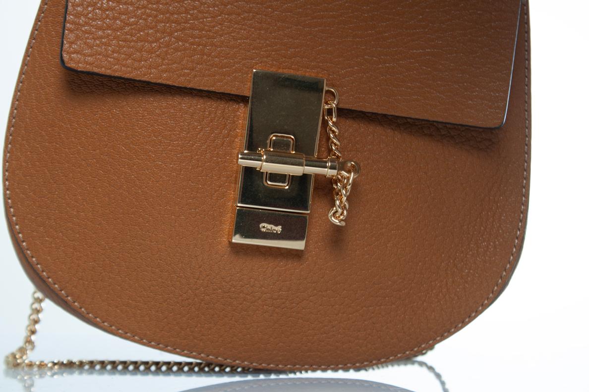 Brown Chloe, drew camel leather bag For Sale