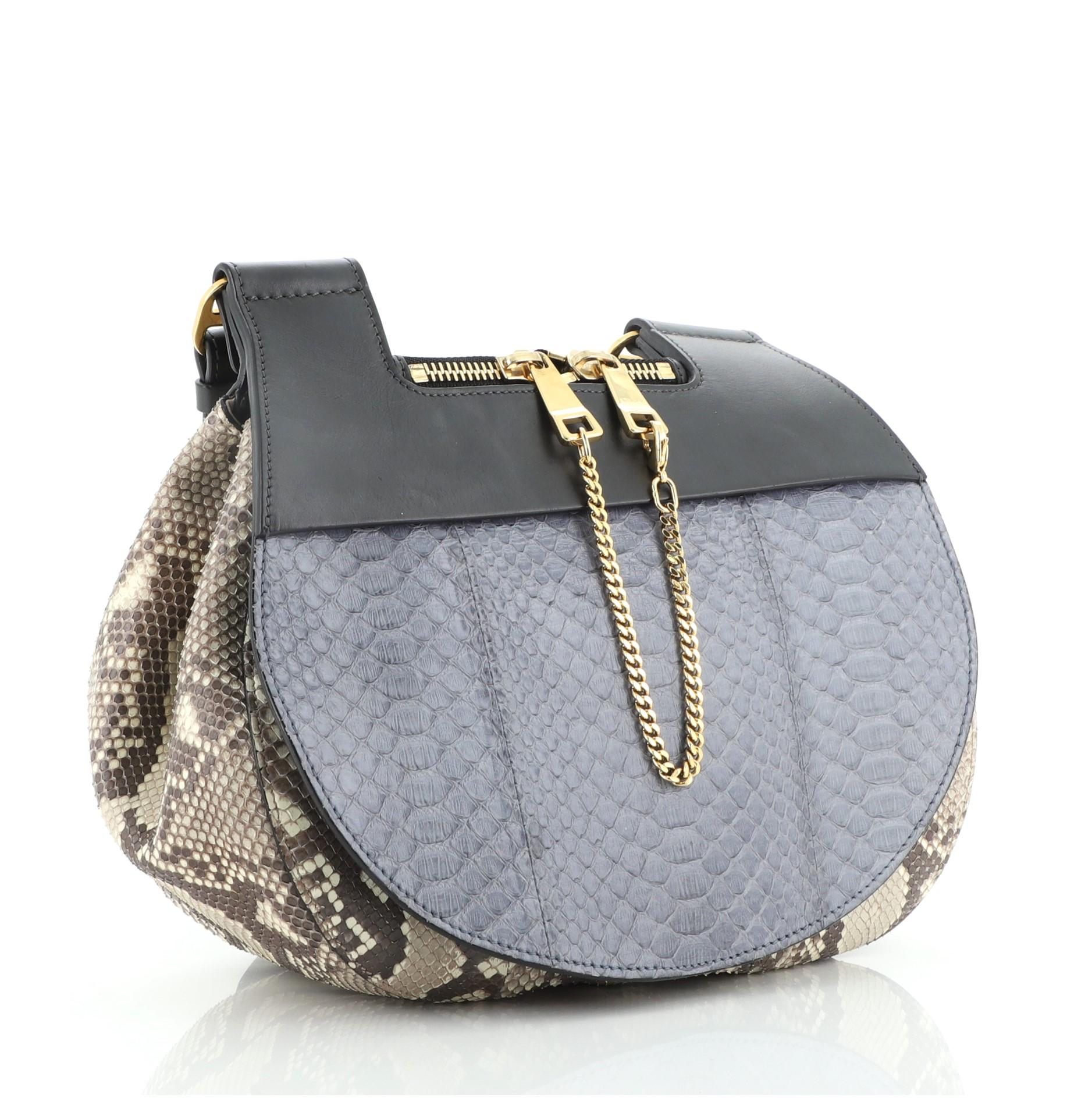 Chloe Drew Messenger Bag Python Medium
Blue, Neutral

Condition Details: Scuffs on flap and strap, small stain underneath flap. Minor wear in interior, scratches on hardware.

50828MSC

Height 9.5