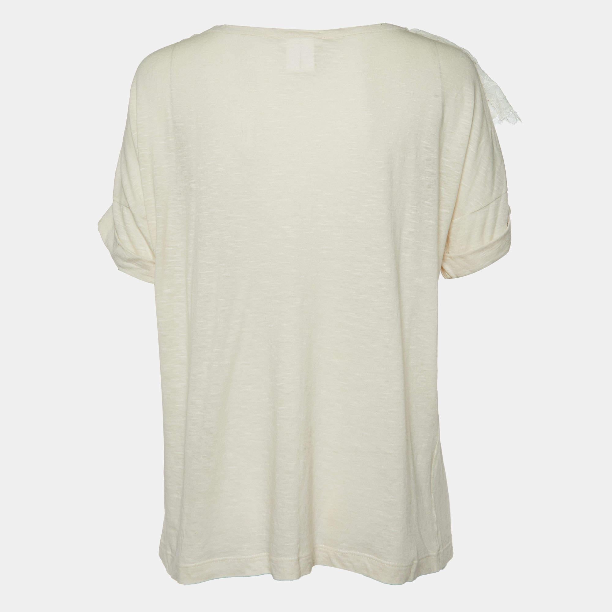 Este top de diseño te aportará estilo y comodidad. Confeccionado con el mejor tejido  la creación se ha detallado enormemente. Combínalo con una falda y tacones.