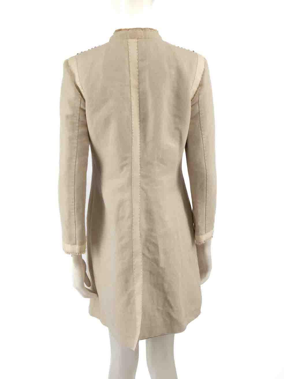 Chloé Abrigo largo medio adornado con lentejuelas en color crudo Talla L Beige en venta
