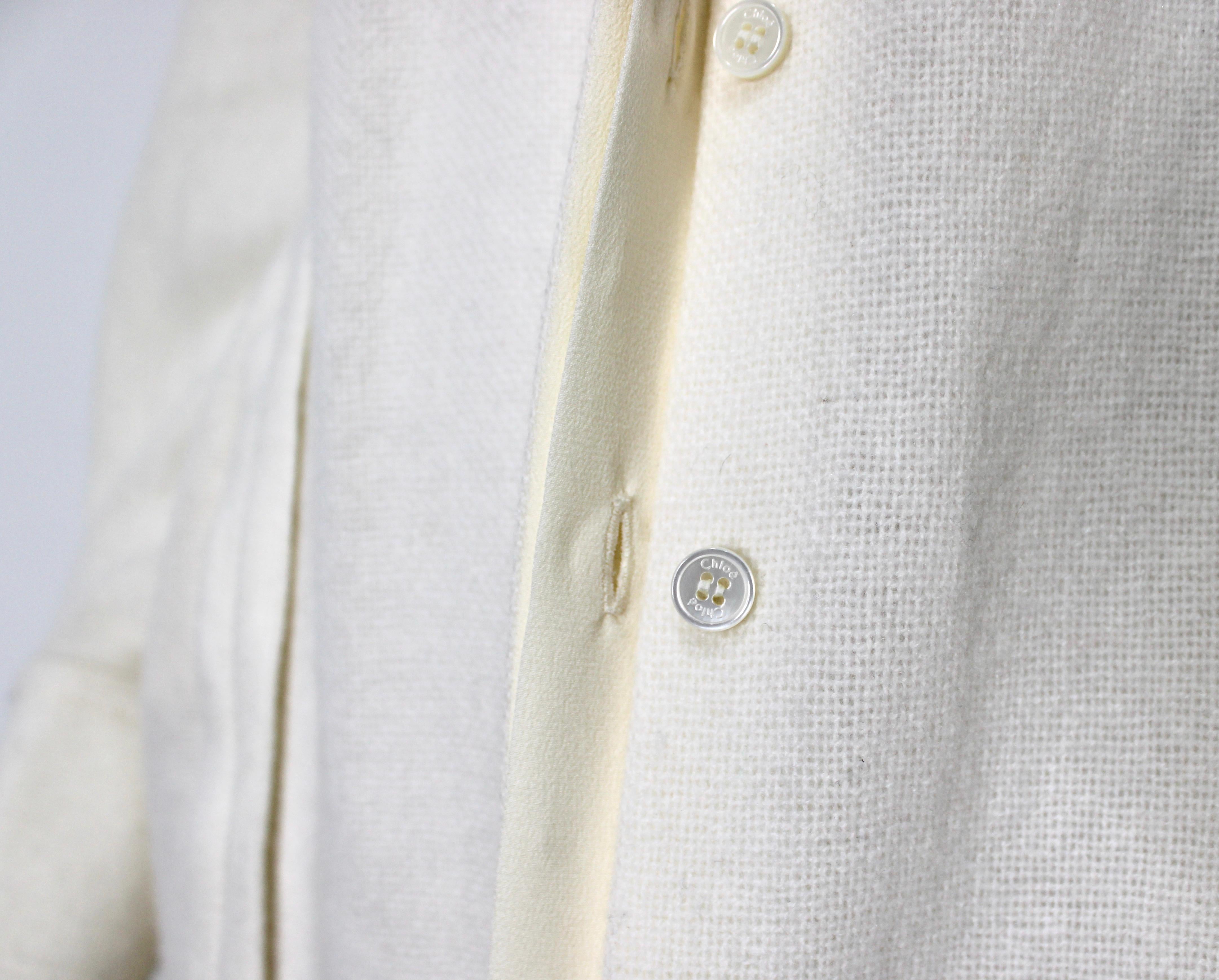 Chloe Eden Weißes Kleid aus Kaschmir und Wolle mit Knopfleiste um 2023 im Angebot 5