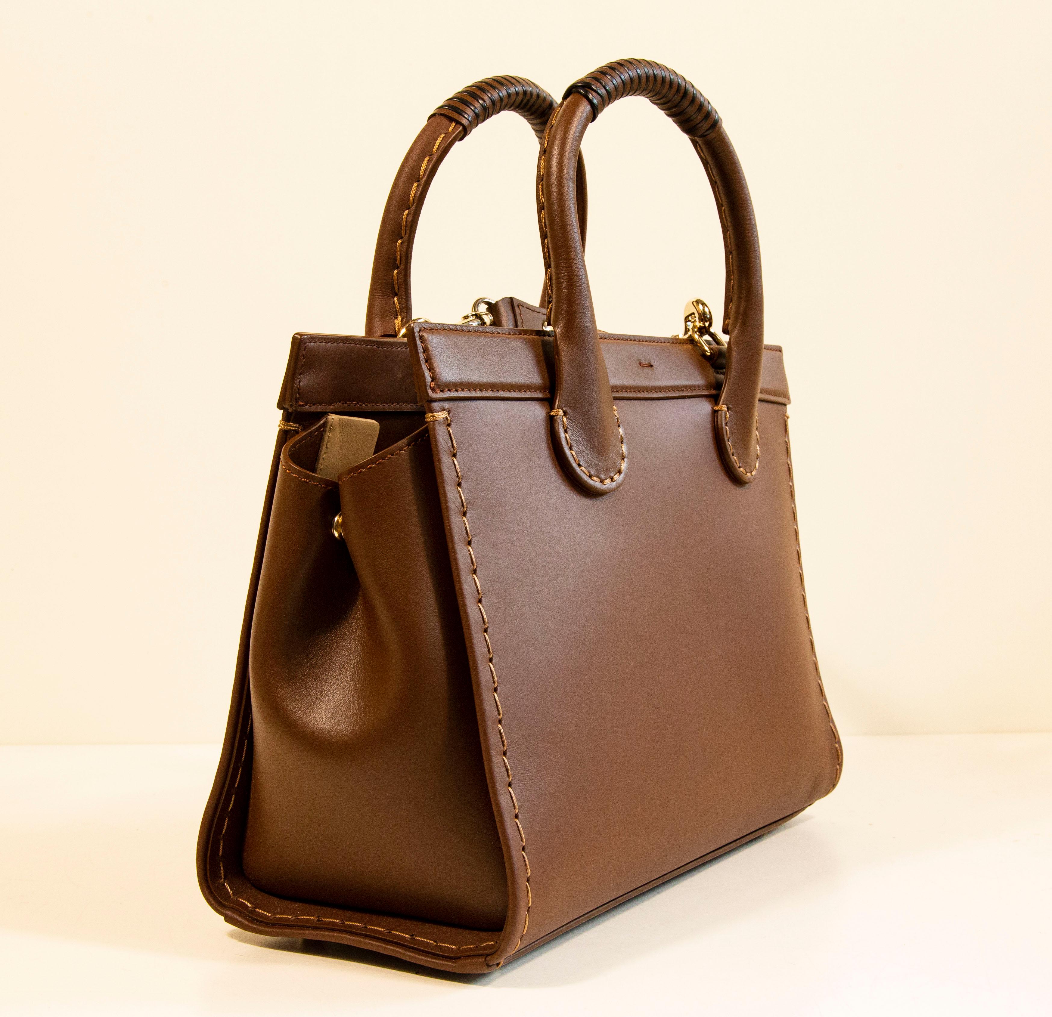 Chloe Edith Medium Tote Bag aus mokkabraunem Leder (Braun) im Angebot