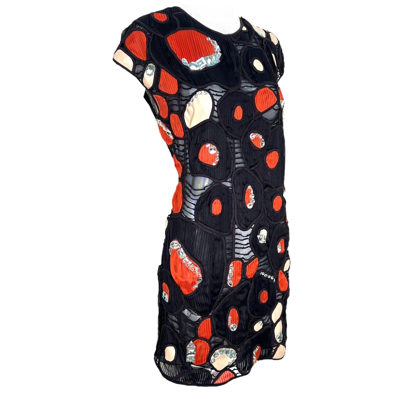 Noir Chloé F/W 2007 Eclectic Little Black and Red Pleather and Rhinestone Mini Dress en vente