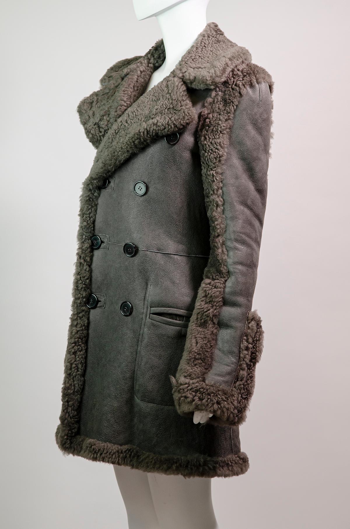 CHLOÉ F/W 2015 China Grey Reversible Shearling Coat In Excellent Condition In Berlin, BE