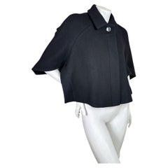Chloé Fall 2013 Black Virgin Wool Sculptural Cropped Cape Jacket FR 36