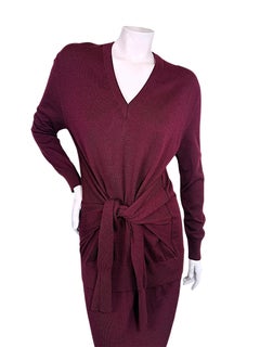 Abito midi in maglia di lana color mogano bruciato con scollo annodato davanti, collezione Chloé Autunno 2019