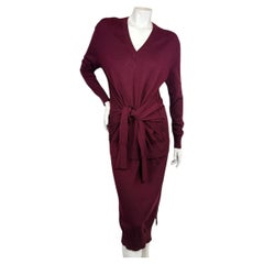 Abito midi in maglia di lana color mogano bruciato con scollo annodato davanti, collezione Chloé Autunno 2019