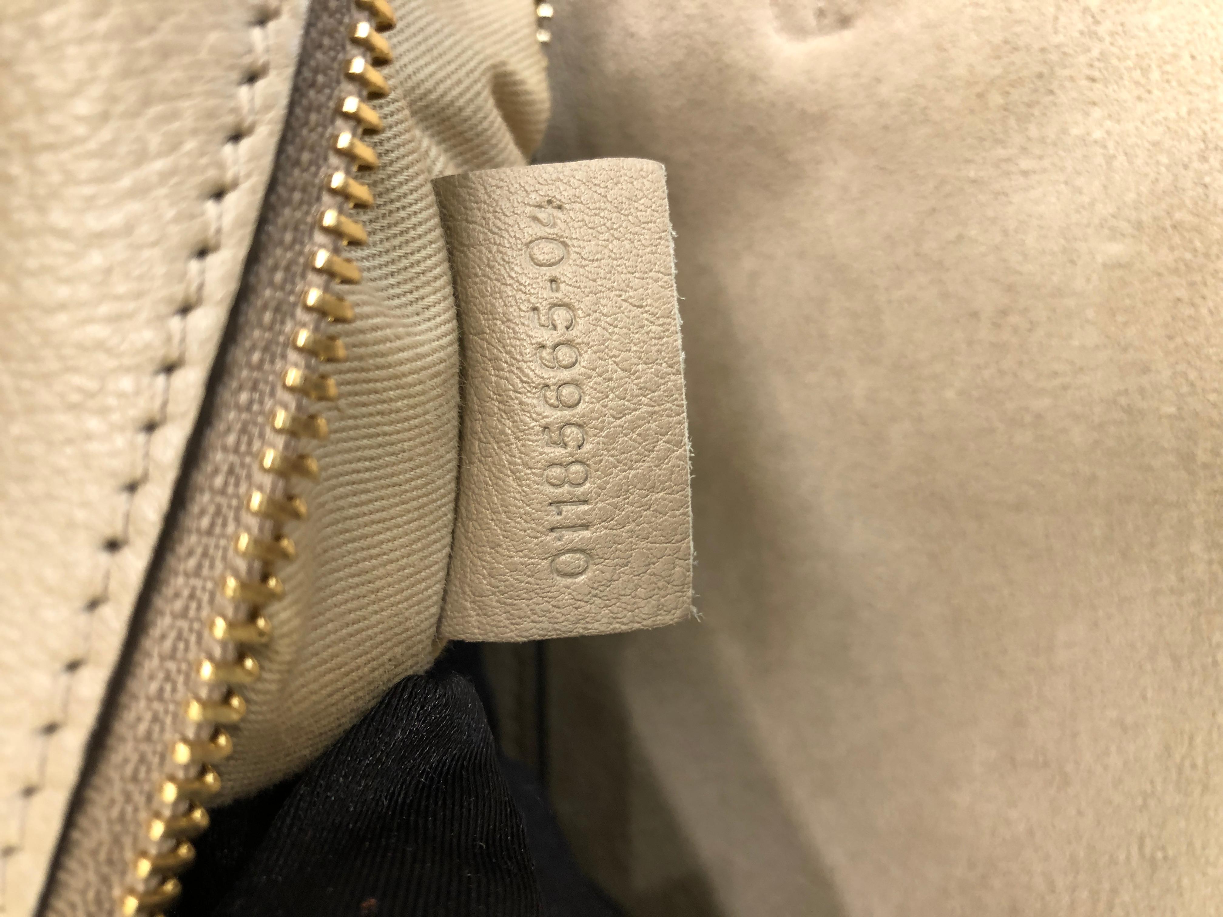Chloe Faye Day Bag Leather Medium In Good Condition In NY, NY