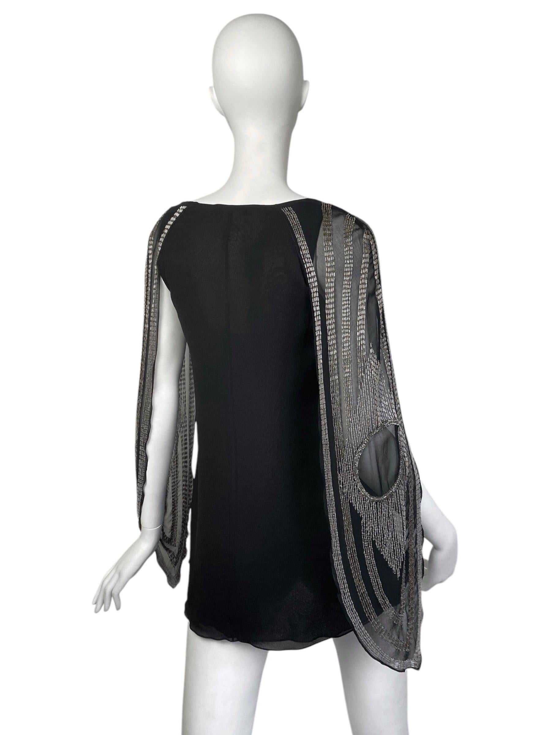 CHLOÉ FW2002 by PHOEBE PHILO BLACK SILK BEADED CAPE SLEEVES TOP In Good Condition For Sale In PARIS, FR