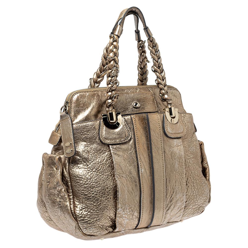 Chloe Borsa Heloise in pelle testurizzata oro In condizioni discrete a Dubai, Al Qouz 2