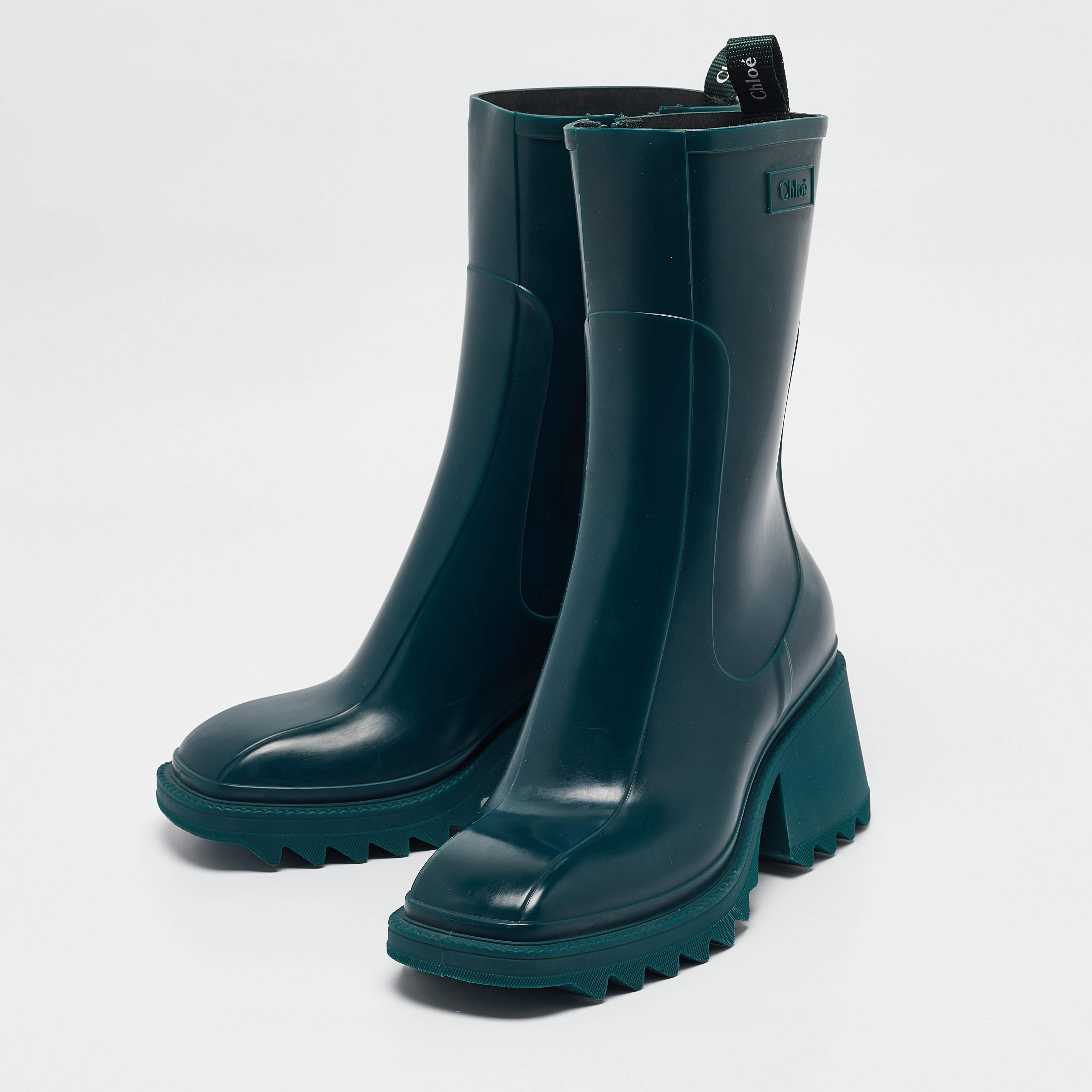 These Chloe green rain boots are a fine choice. Offering the best of comfort and style the pair has block heels to add an extra layer of style to any outfit.
