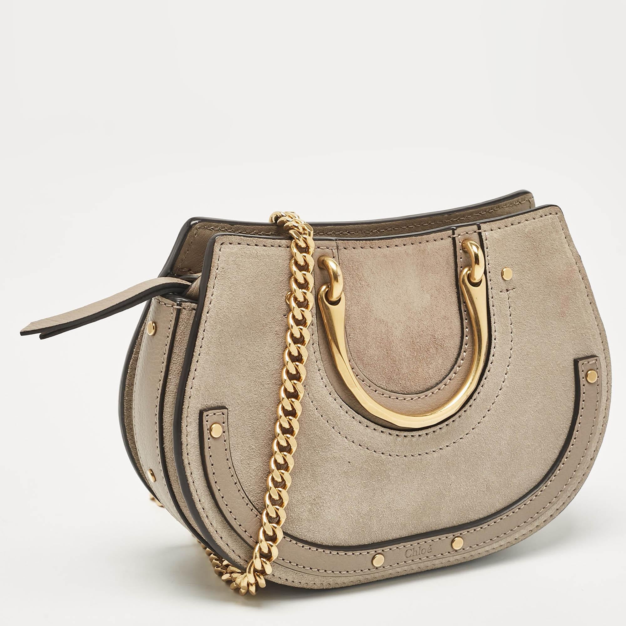 Marron Sac à ceinture Mini Pixie Signature en cuir et daim gris de Chloe en vente