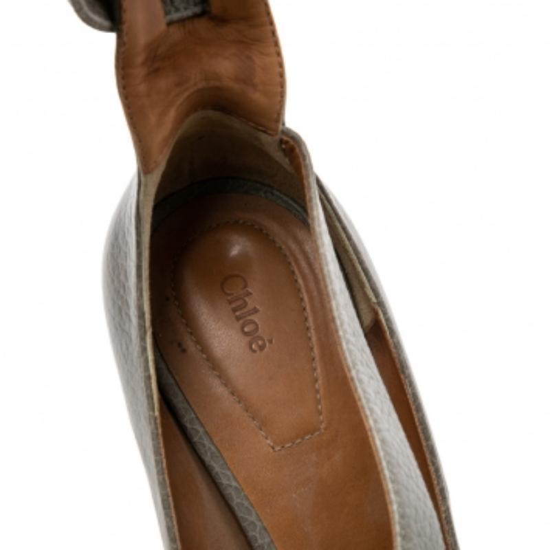 Chloé Grey Leather Ankle Strap Pumps Size 36 In Good Condition In Dubai, Al Qouz 2