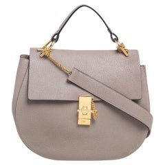 Chloé - Grand sac à bandoulière Drew en cuir gris