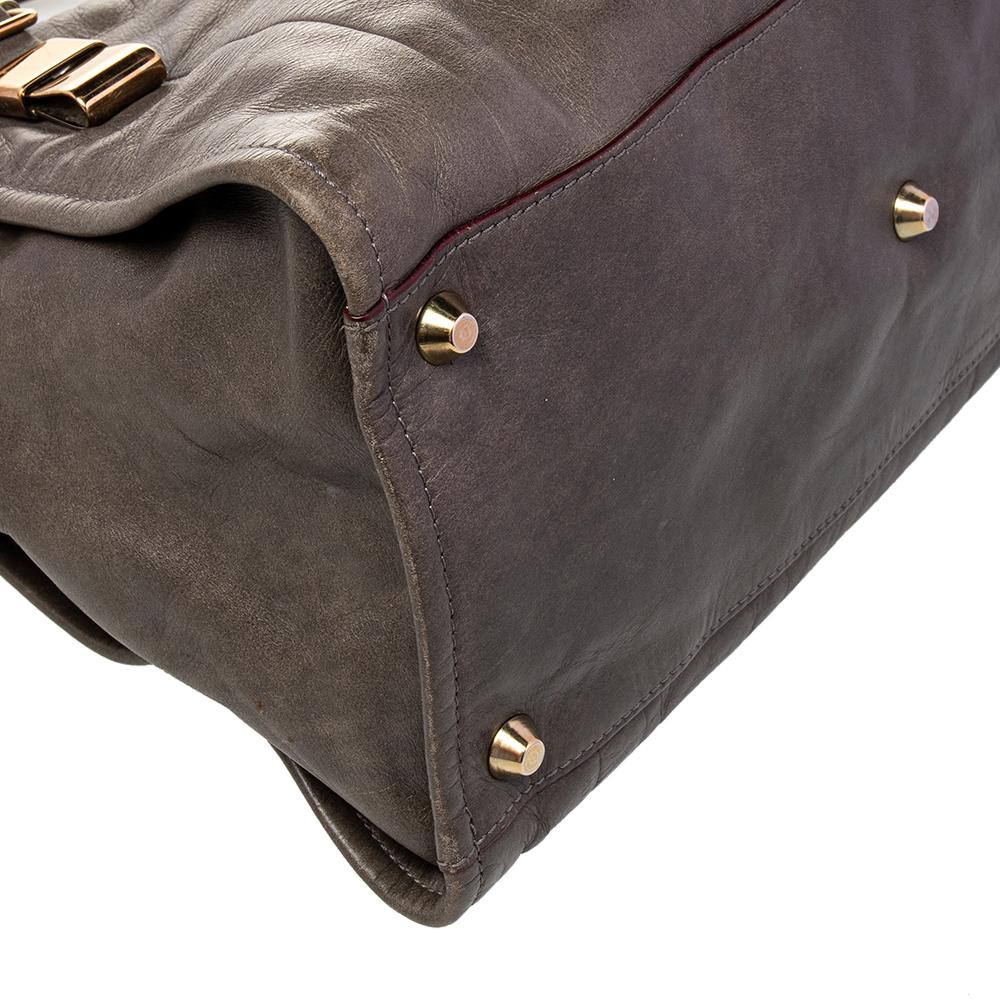 Chloé Grey Leather Satchel In Fair Condition For Sale In Dubai, Al Qouz 2