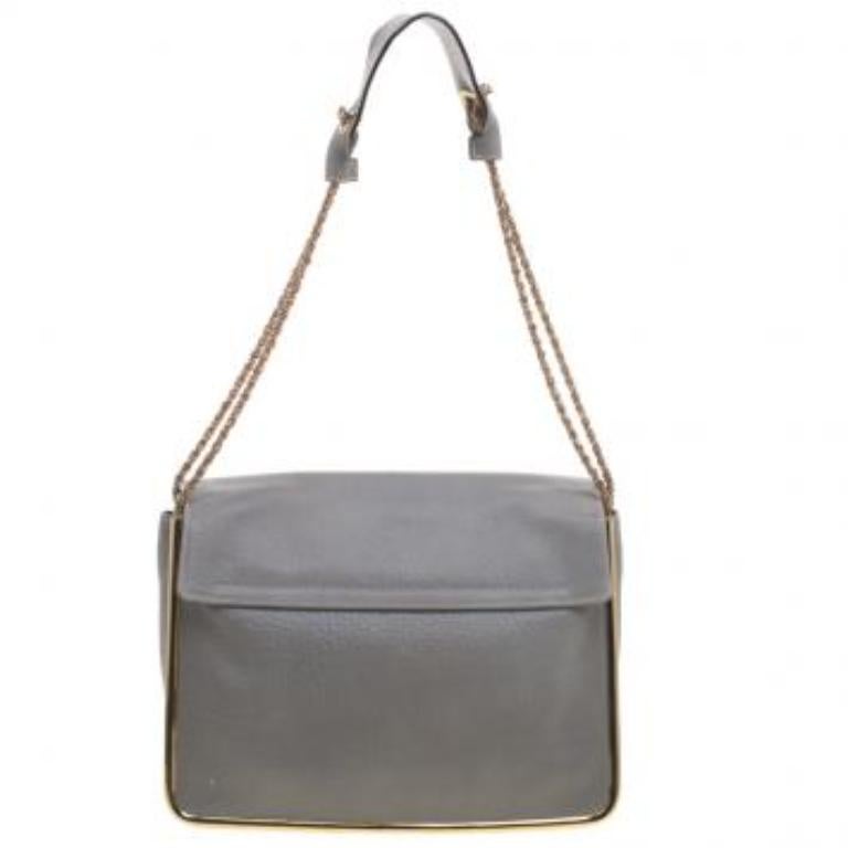 Chloe Grey Pebbled Leather Medium Sally Flap Shoulder Bag (Grau) im Angebot