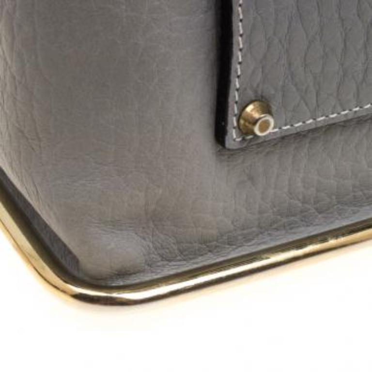 Chloe Grey Pebbled Leather Medium Sally Flap Shoulder Bag im Angebot 1