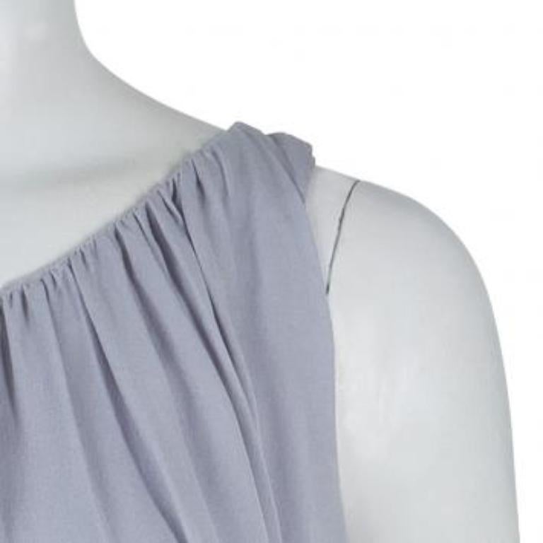 Chloe Grey Silk One Shoulder Tiered Dress S en venta 2