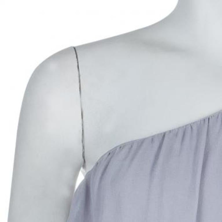 Chloe Grey Silk One Shoulder Tiered Dress S en venta 3