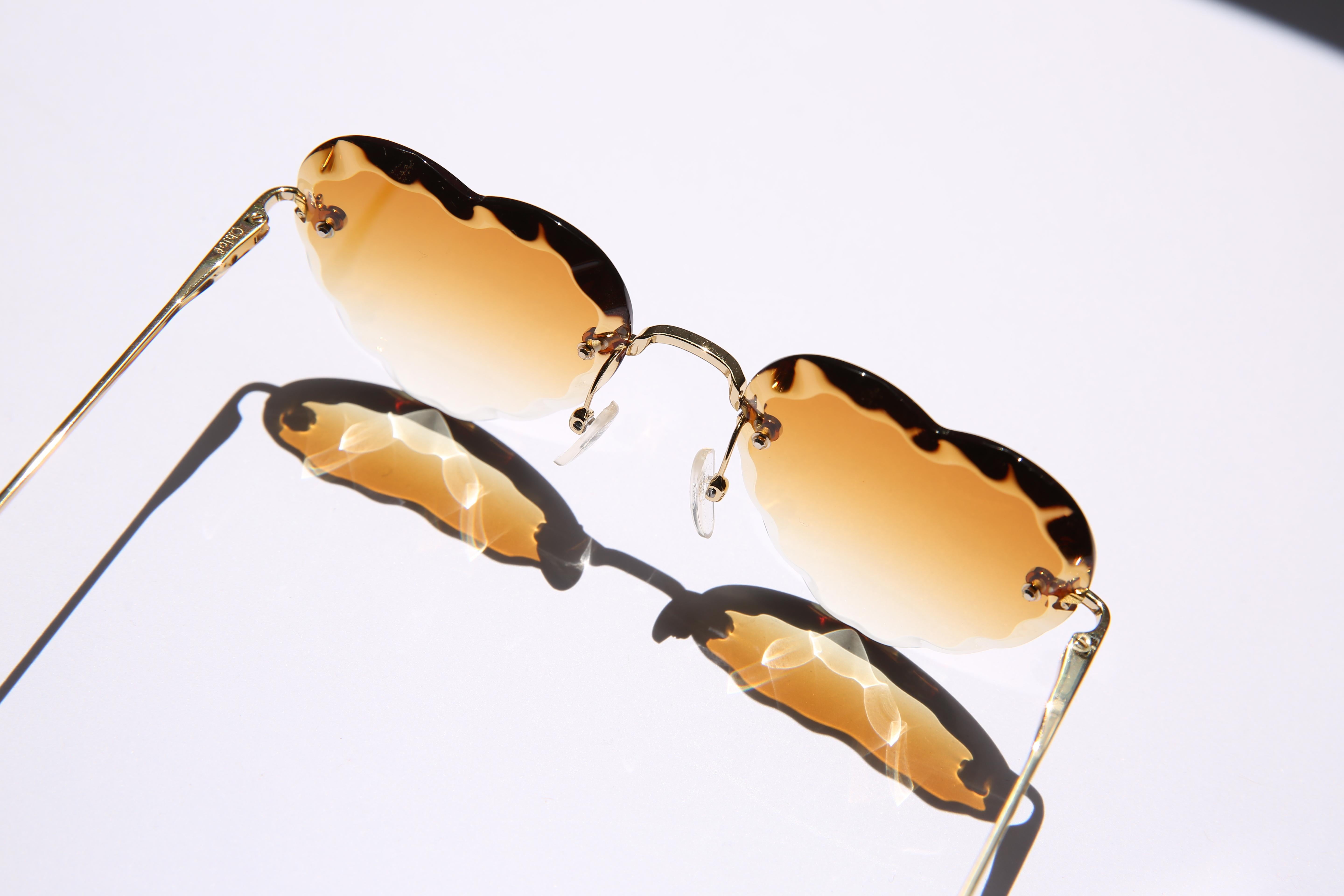Chloe heart shape Rosie brown gradient lens gold oversized sunglasses NIB 1
