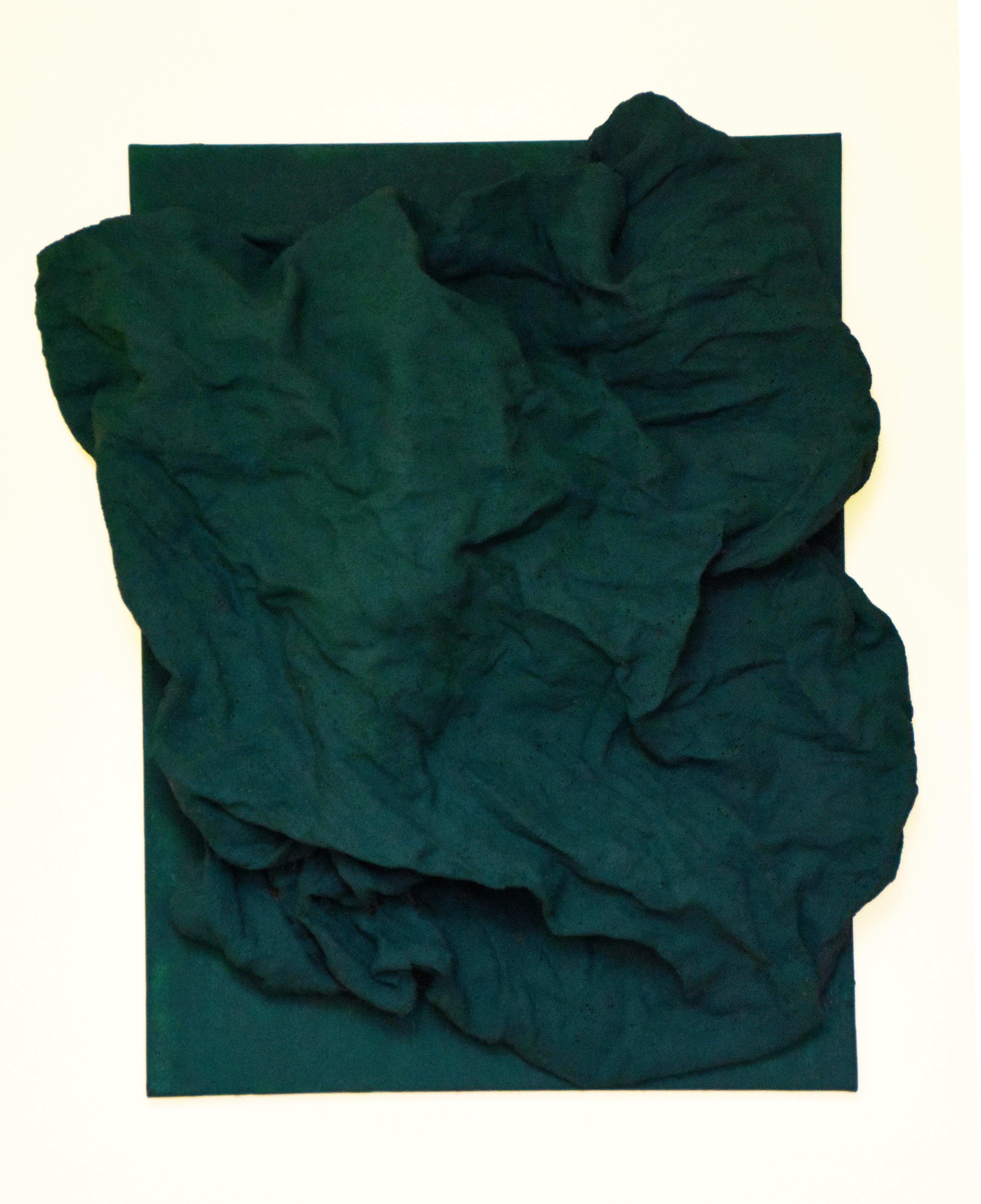 Chloe Hedden Abstract Sculpture - Emerald Green Folds (hardened fabric, wall green art, contemporary art design)