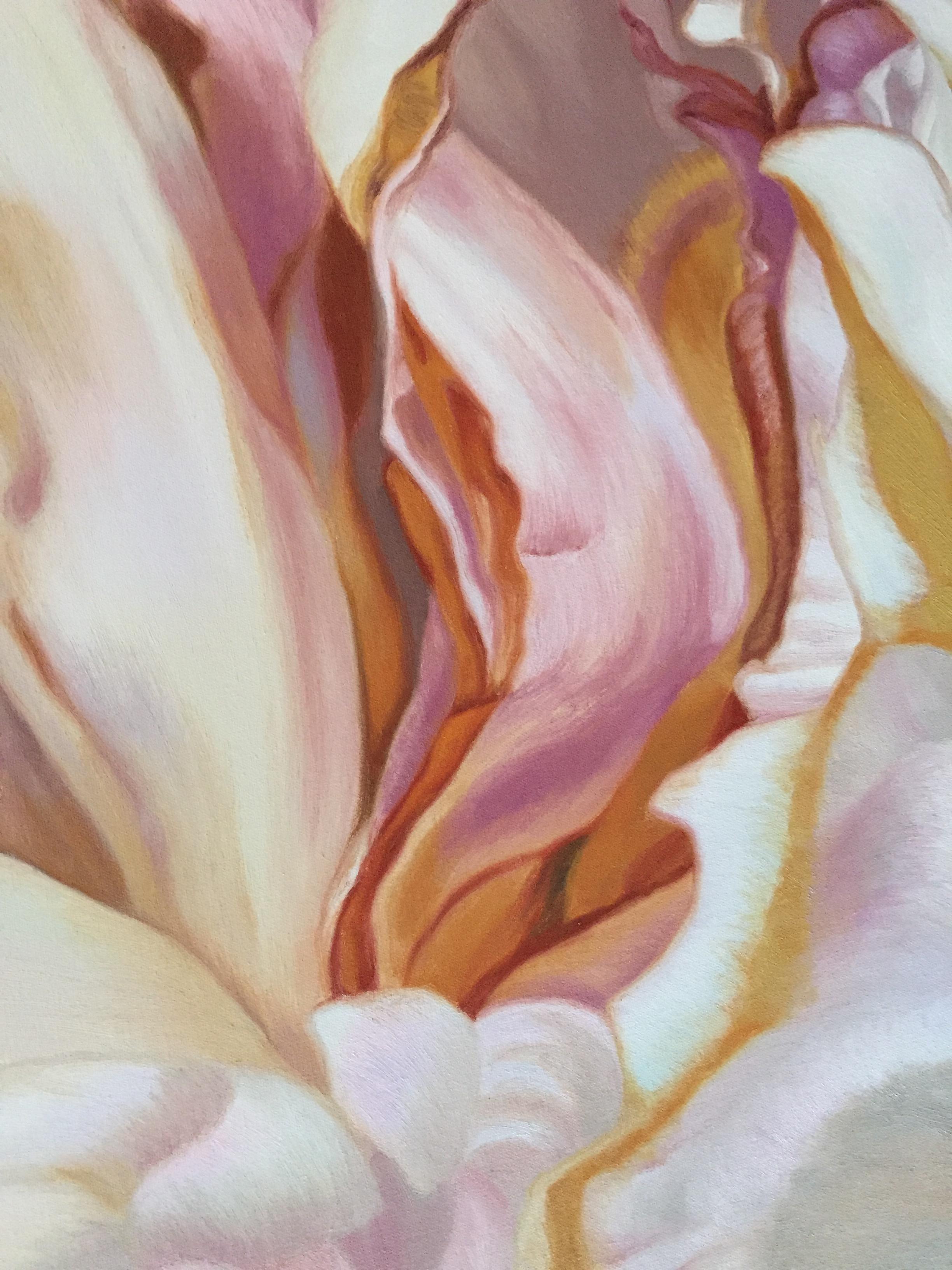 “Becky’s Peony”, Oil on Museum-Wrap Canvas, 48x48x2.5 inches, 2019, Image wrap painted around the edge, No framing needed, Ready to Hang, Signed on the Back, Certificate of Authenticity Included. Ships in a wooden crate.


About artist:
Born in Utah