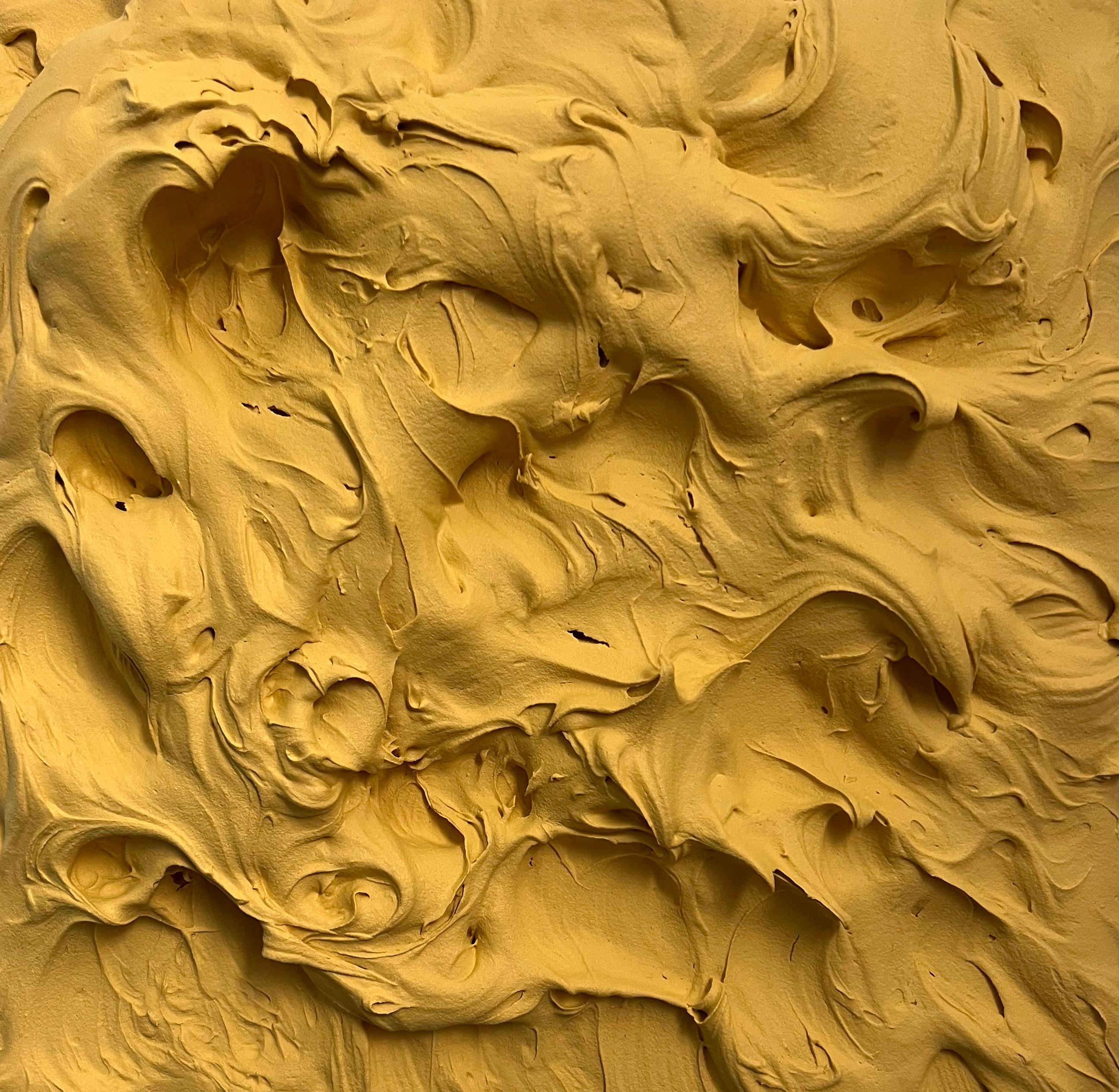 Golden Excess (pittura ad impasto giallo spesso, disegno pop monocromatico quadrato) 2