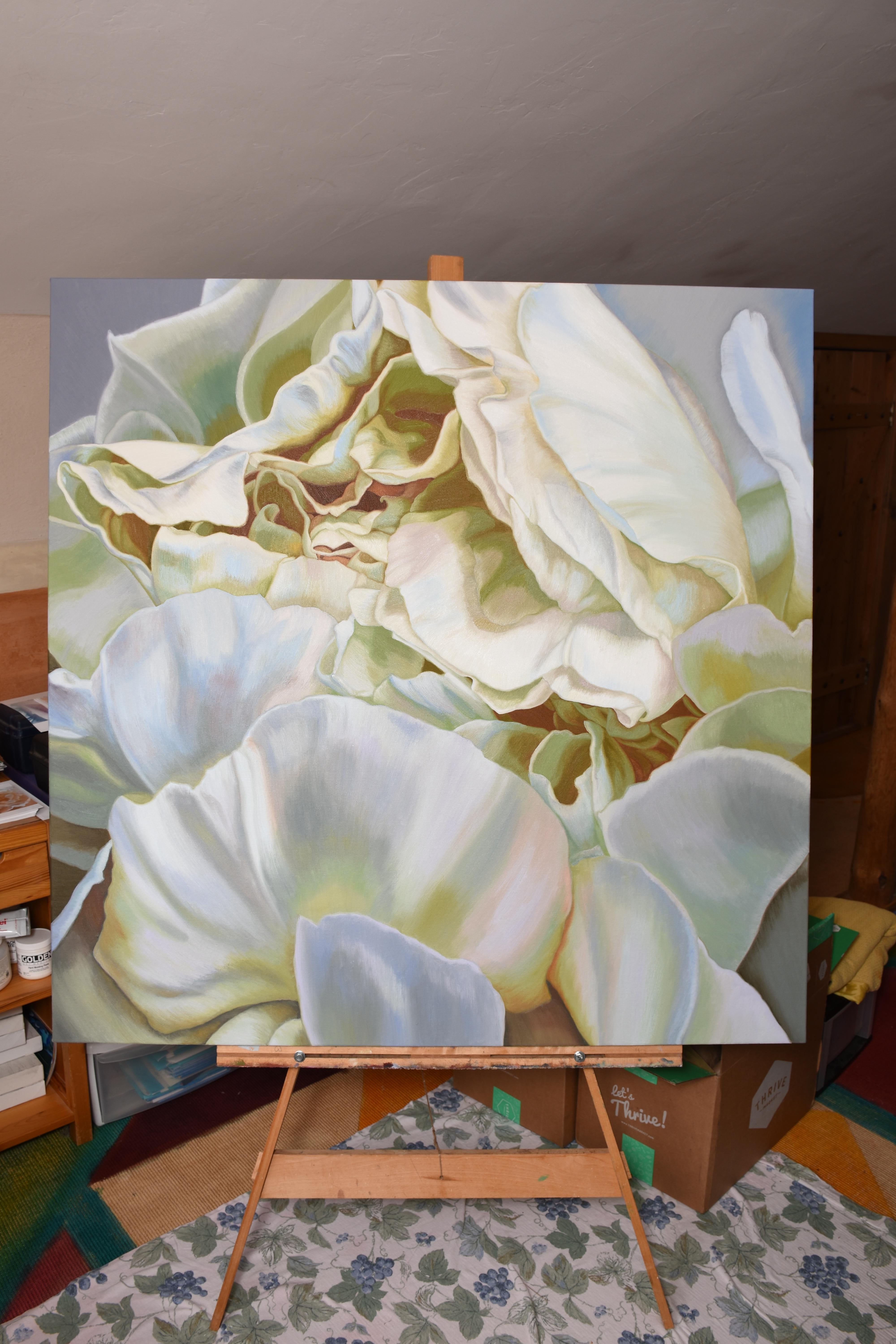 Green Peony 2 (floral painting, realist, canvas, white flower art, oil, realism) - Painting by Chloe Hedden