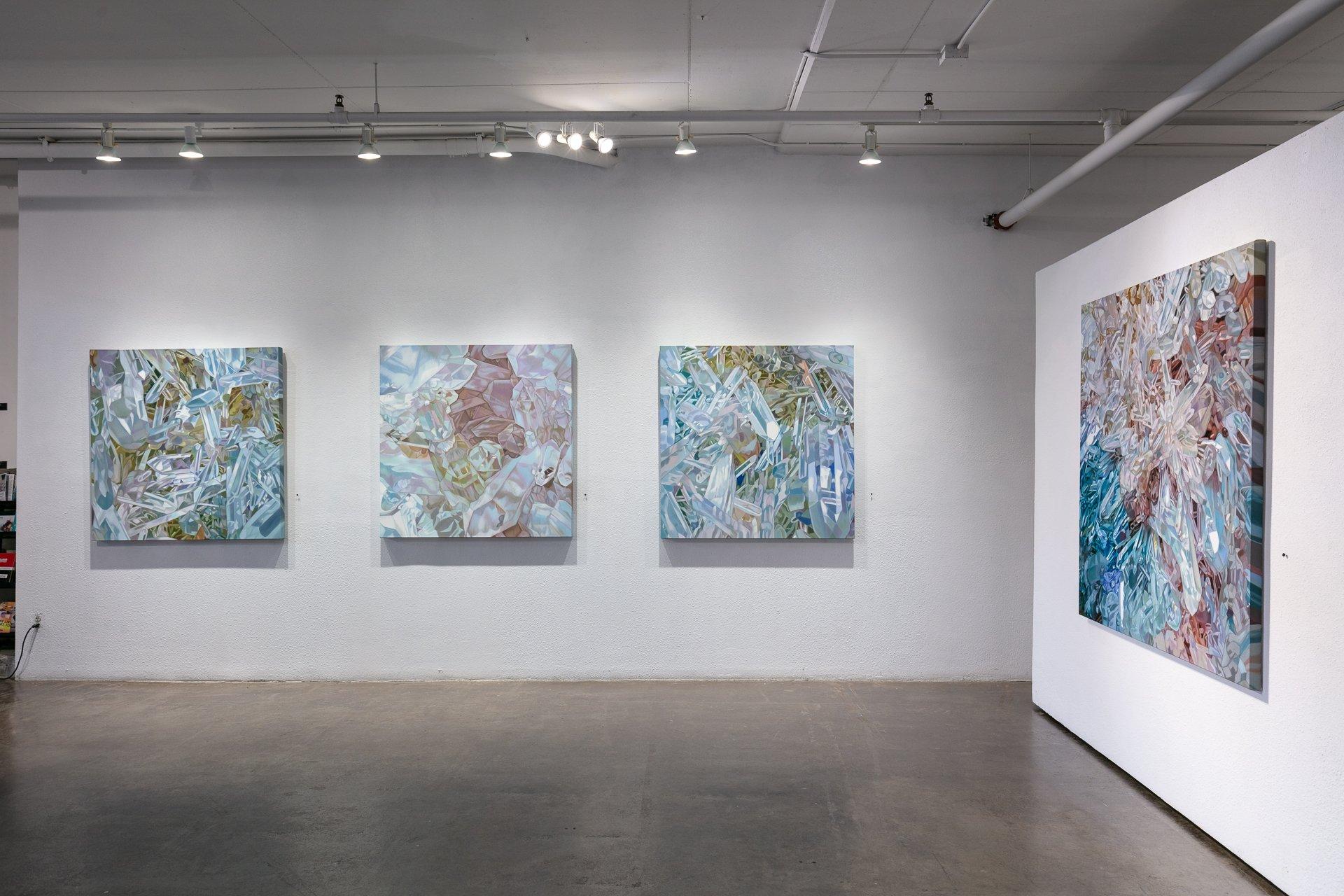 Quarz-Universum (Pastelle Kristalle realistische kostbare Mineralien Ölgemälde Leinwand) (Abstrakt), Painting, von Chloe Hedden